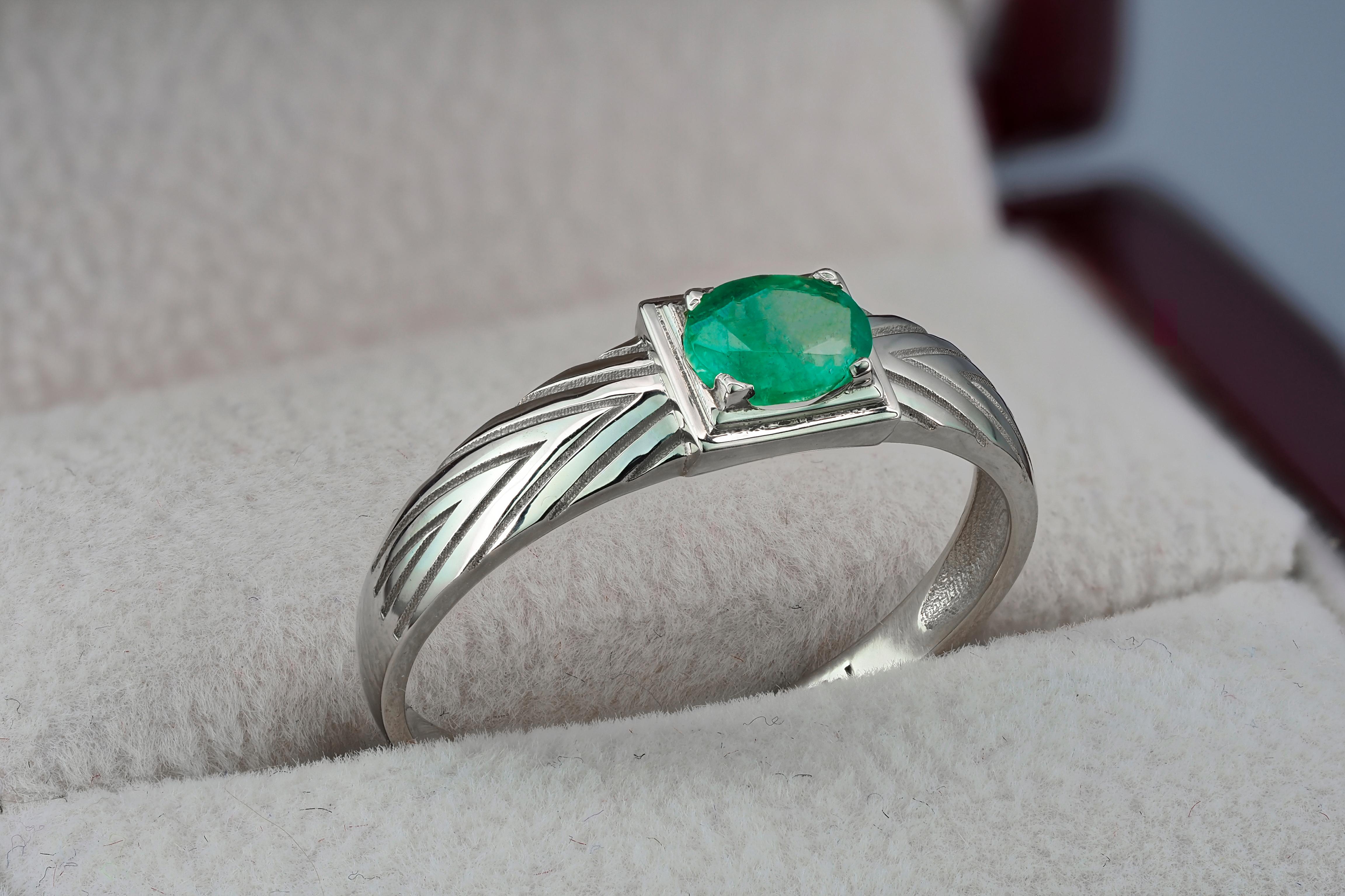 For Sale:  14K Gold Mens Ring with Emerald 7