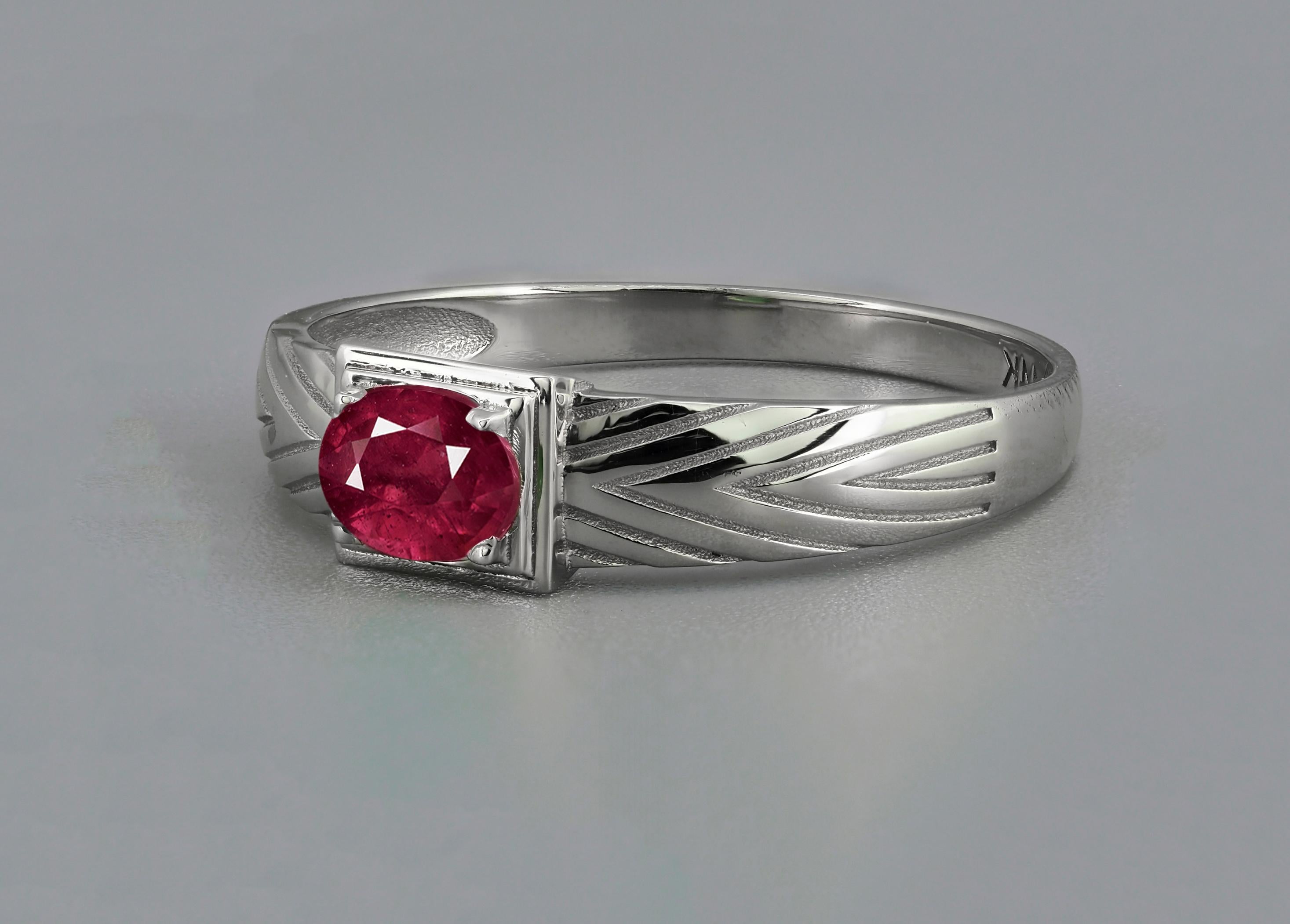Modern 14k Gold Mens Ring with Ruby.  For Sale