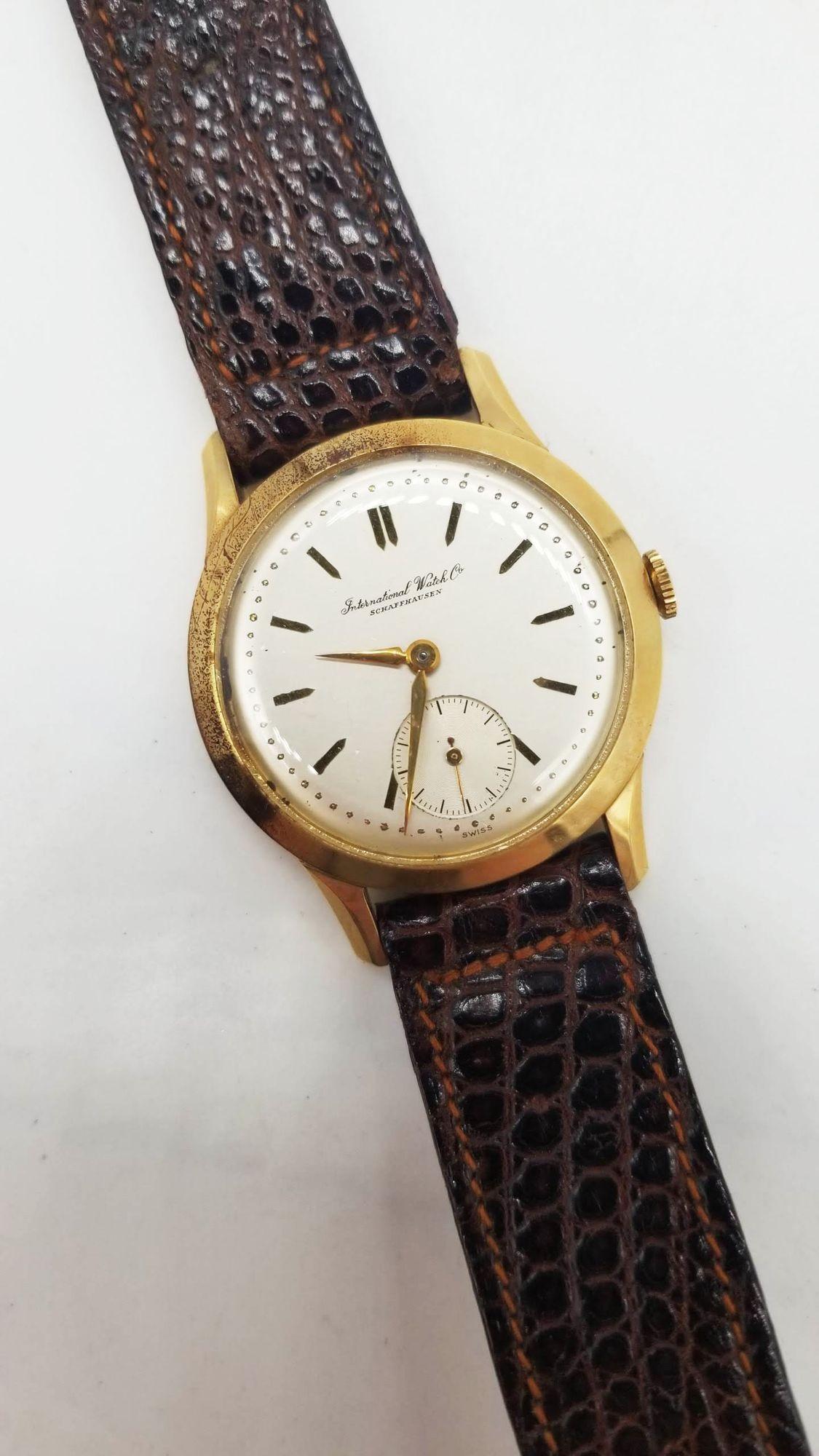 Mid-20th Century 14K Gold Mid Century Mens Wristwatch International Watch Co Schaffhausen IWC For Sale
