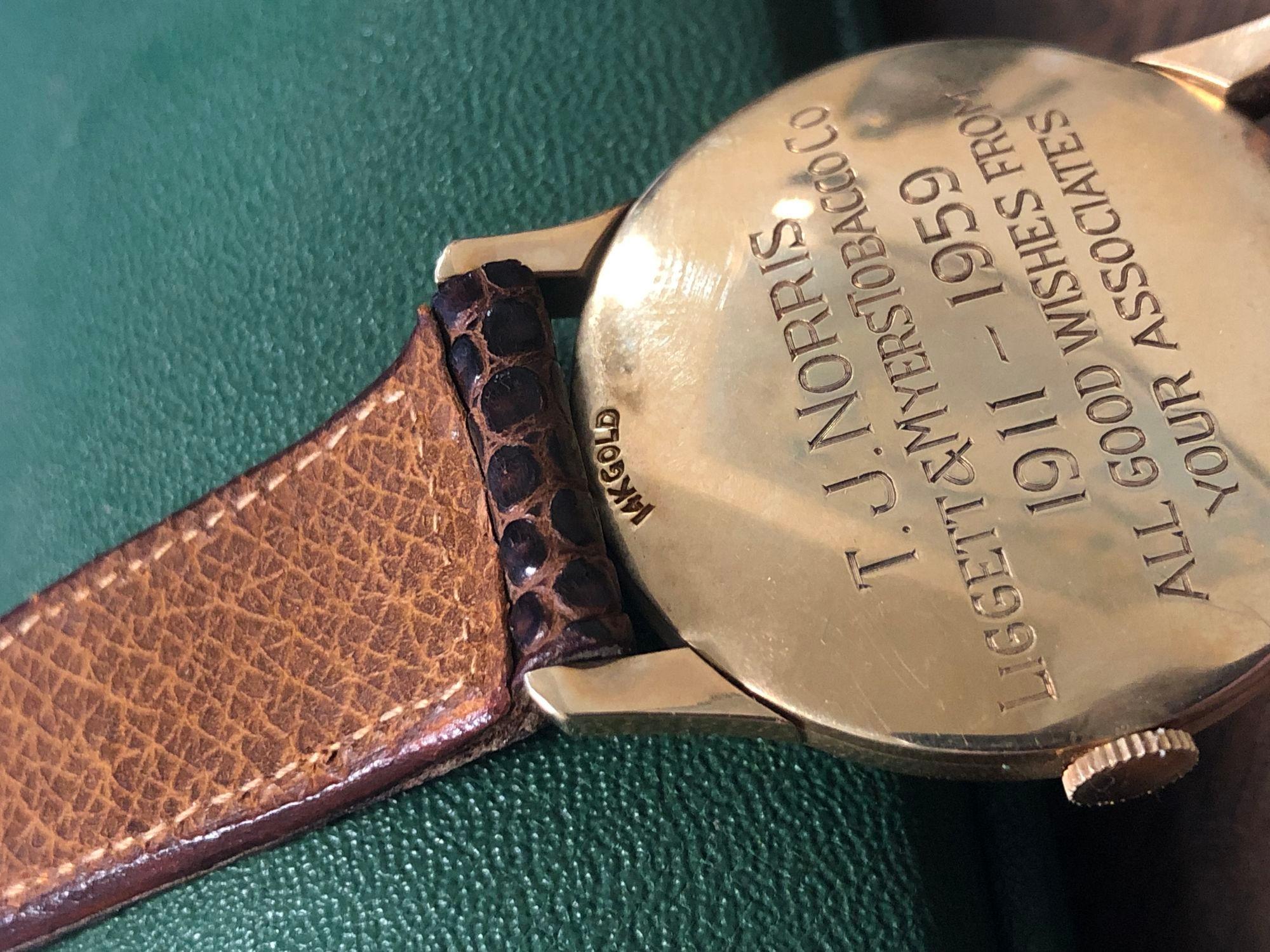 14K Gold Mid Century Mens Wristwatch International Watch Co Schaffhausen IWC For Sale 3