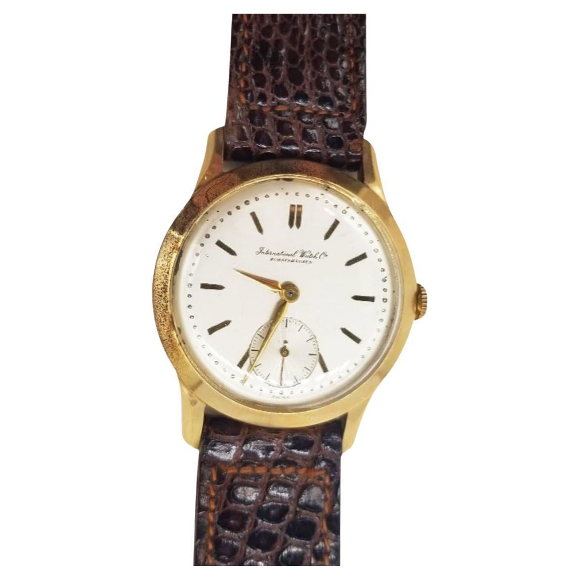 14K Gold Mid Century Mens Wristwatch International Watch Co Schaffhausen IWC For Sale