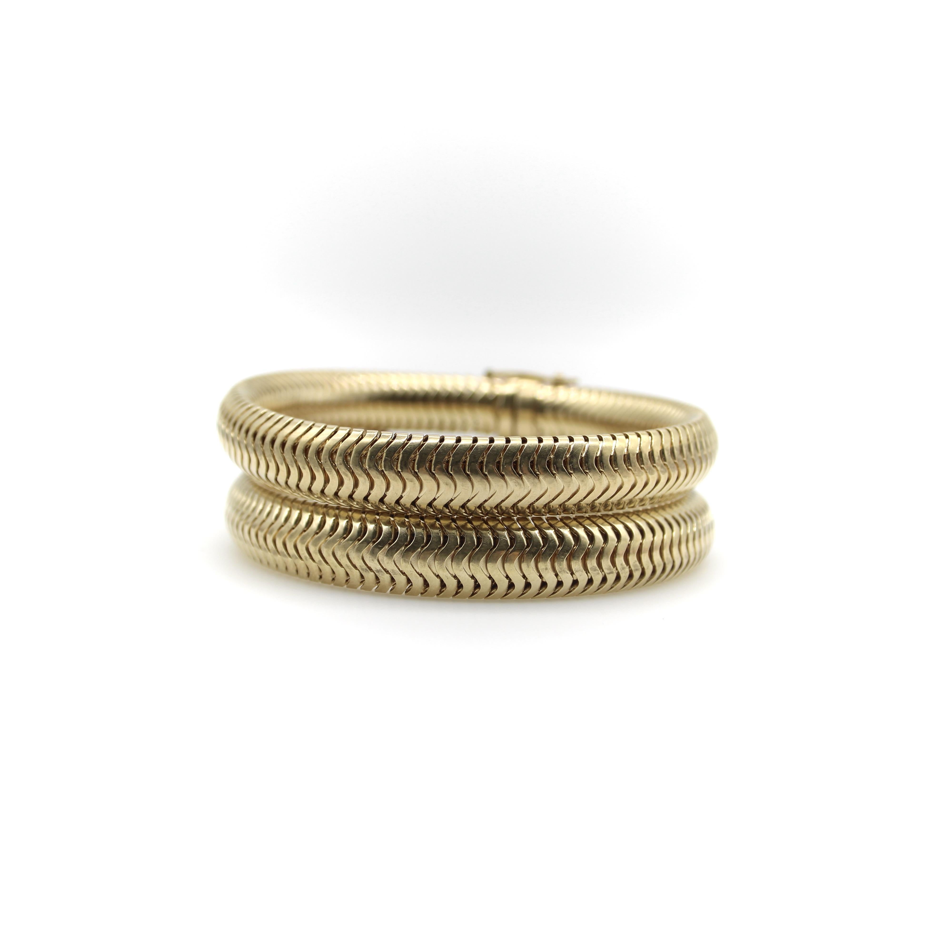 14K Gold Mid-Century Thick Snake Chain Bracelet For Sale 4