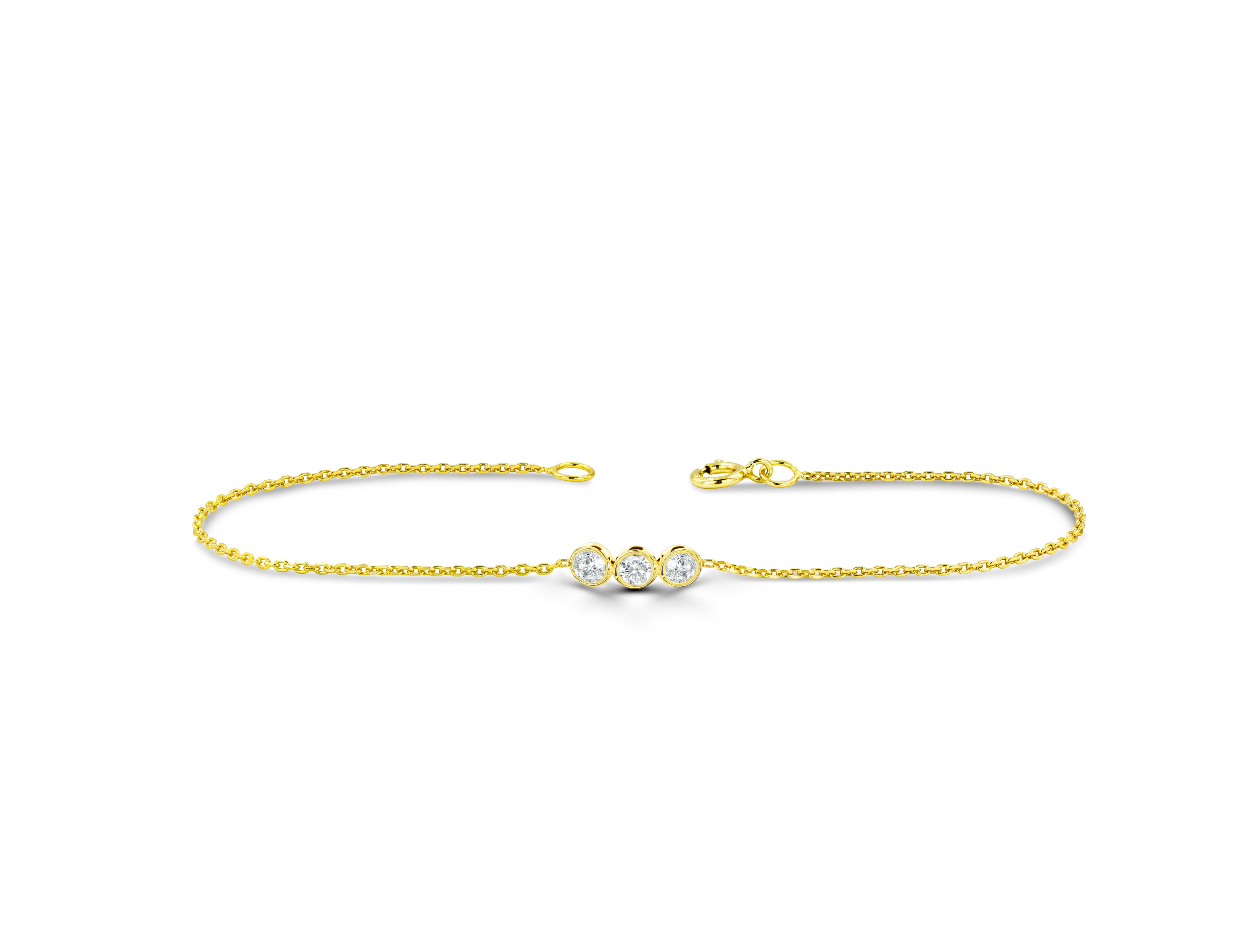 minimal gold bracelet