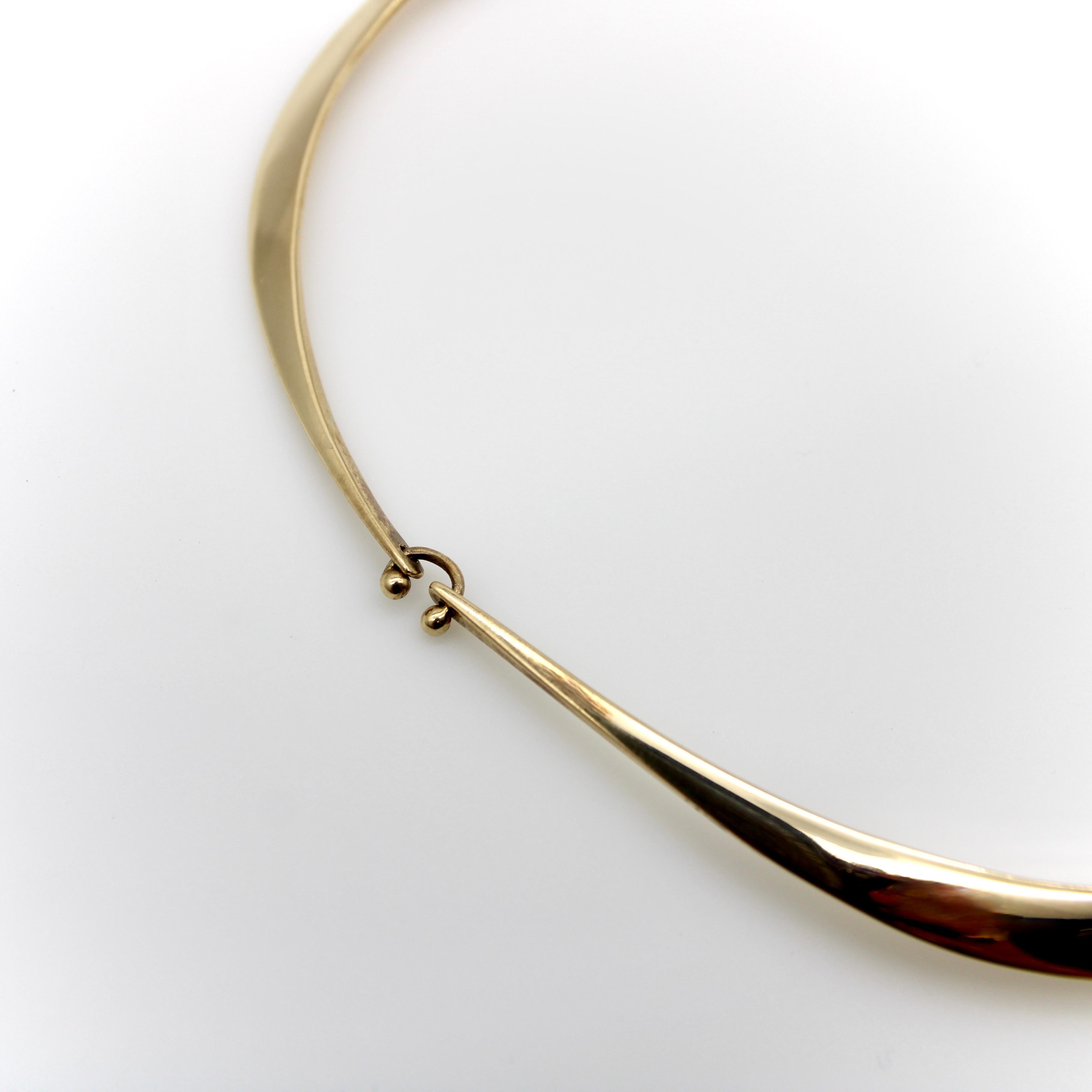 14K Gold Modernist Ed Wiener Sculptural Collar Necklace with Pearl In Good Condition For Sale In Venice, CA
