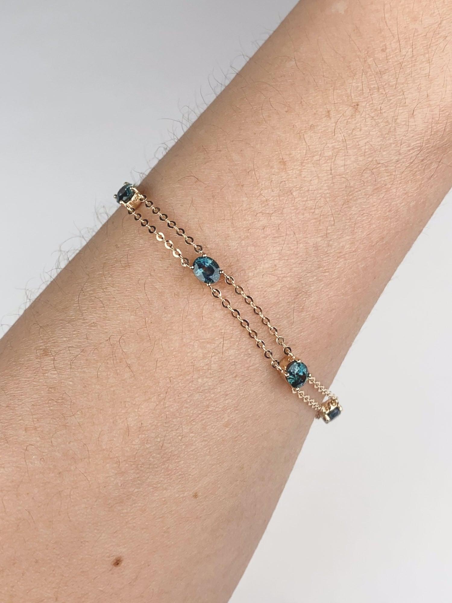 Bracciale a stazione in oro 14K con zaffiro del Montana da 7