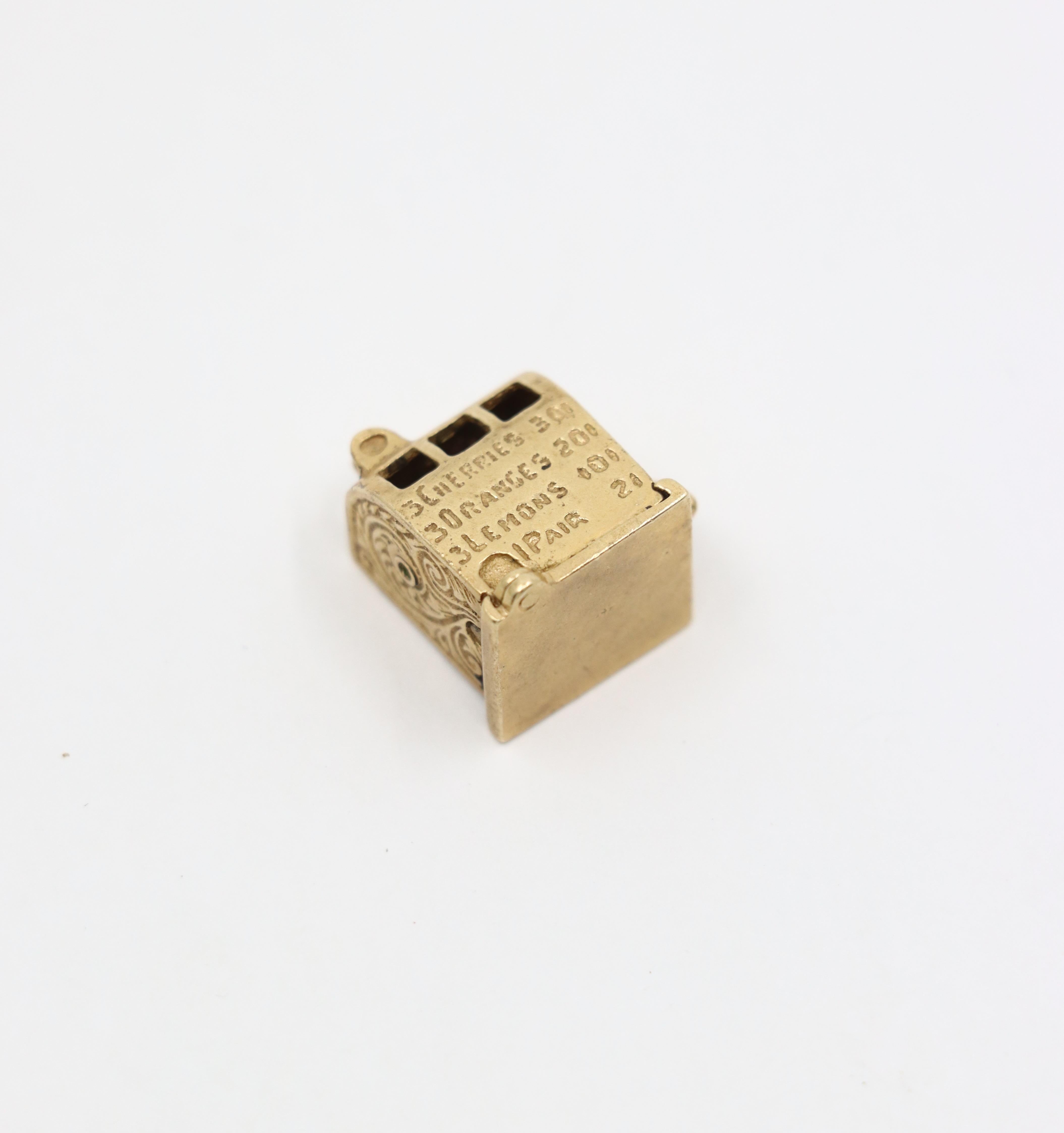 14K Gold Movable Slot Machine Charm For Sale 5