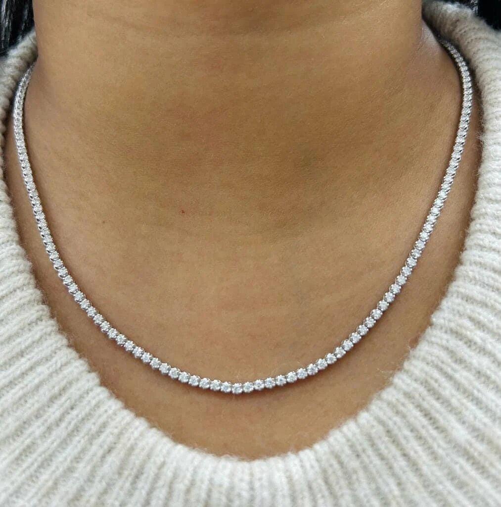 Modern 14K Gold Natural 3 Carat Diamond Tennis Necklace For Sale