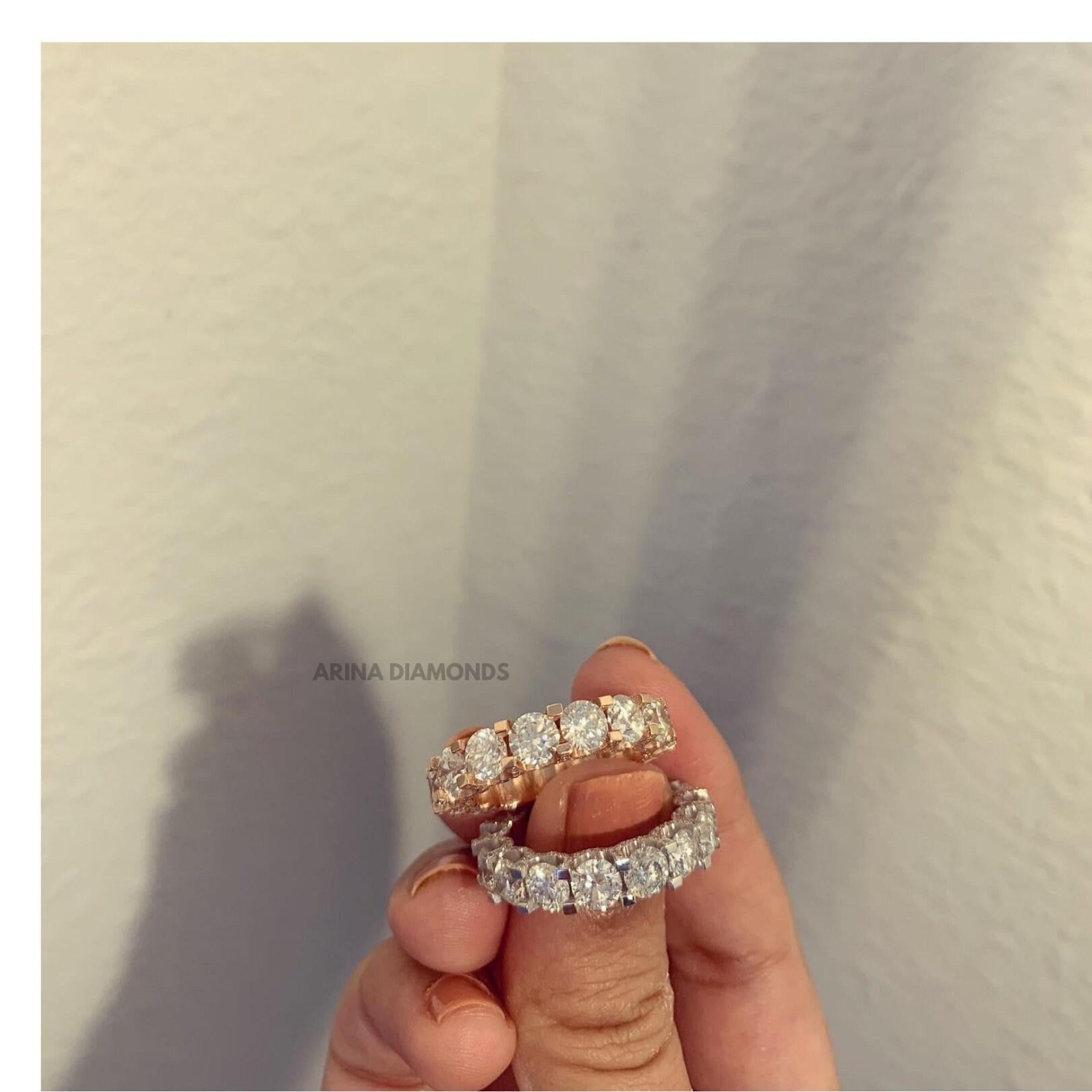 Round Cut 14K Gold Natural 7 Carat Eternity Band Diamond Ring For Sale
