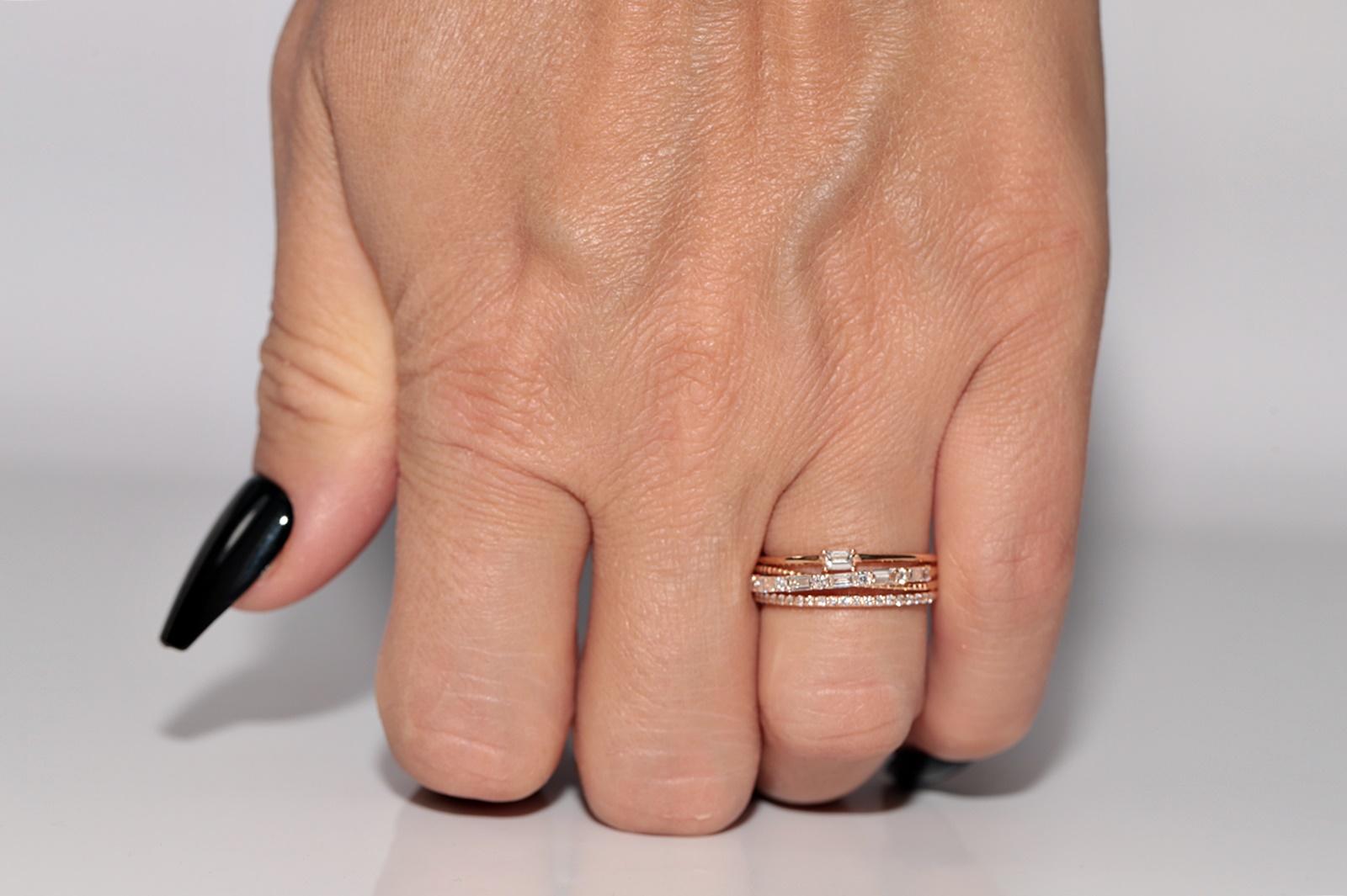 14k Gold Natürlicher Diamantring mit Baguetteschliff und Brillantschliff im Angebot 8