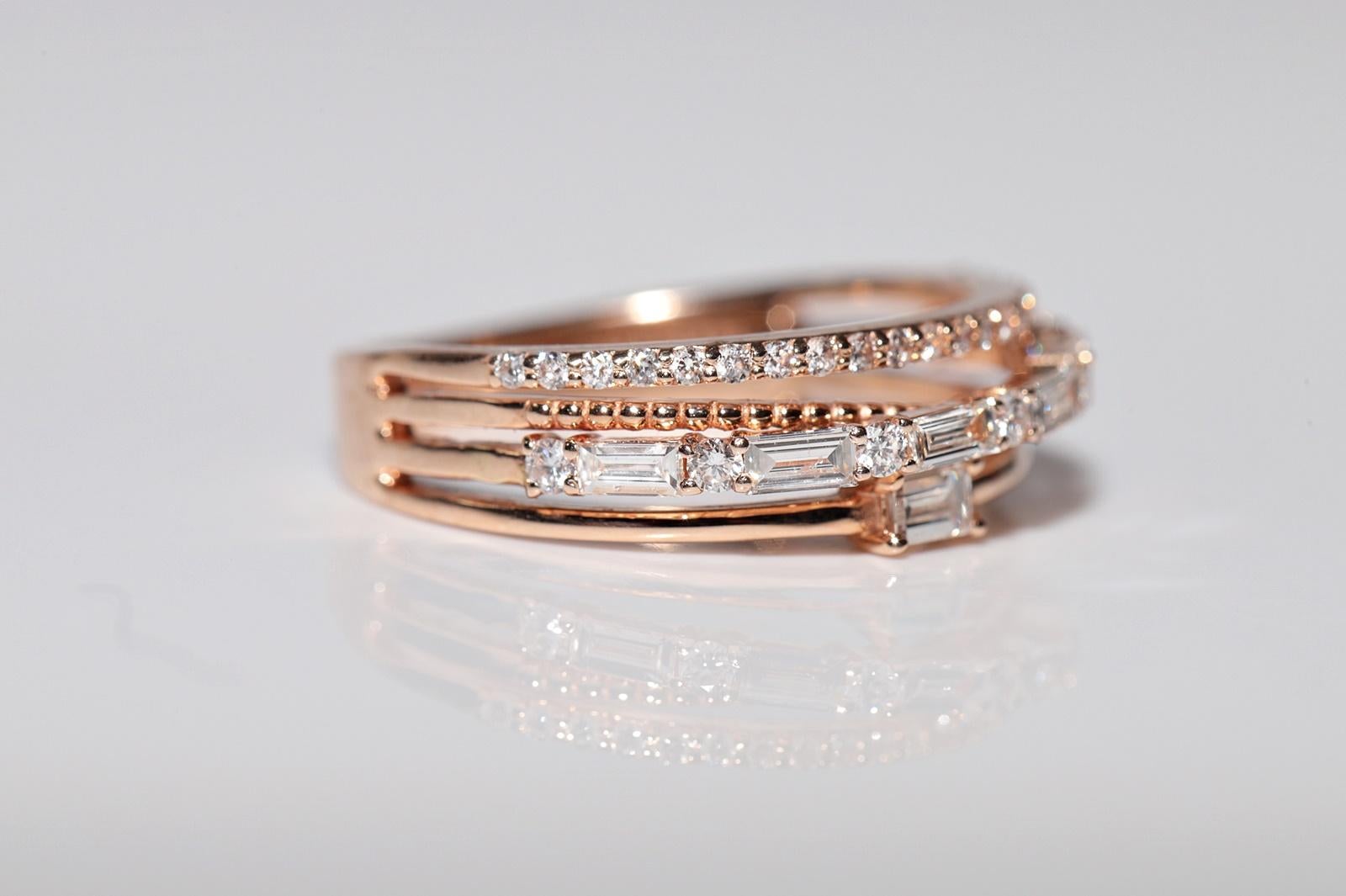 Women's 14k Gold Natural Baguette Cut And Brilliant Cut Diamond Decorated Ring For Sale