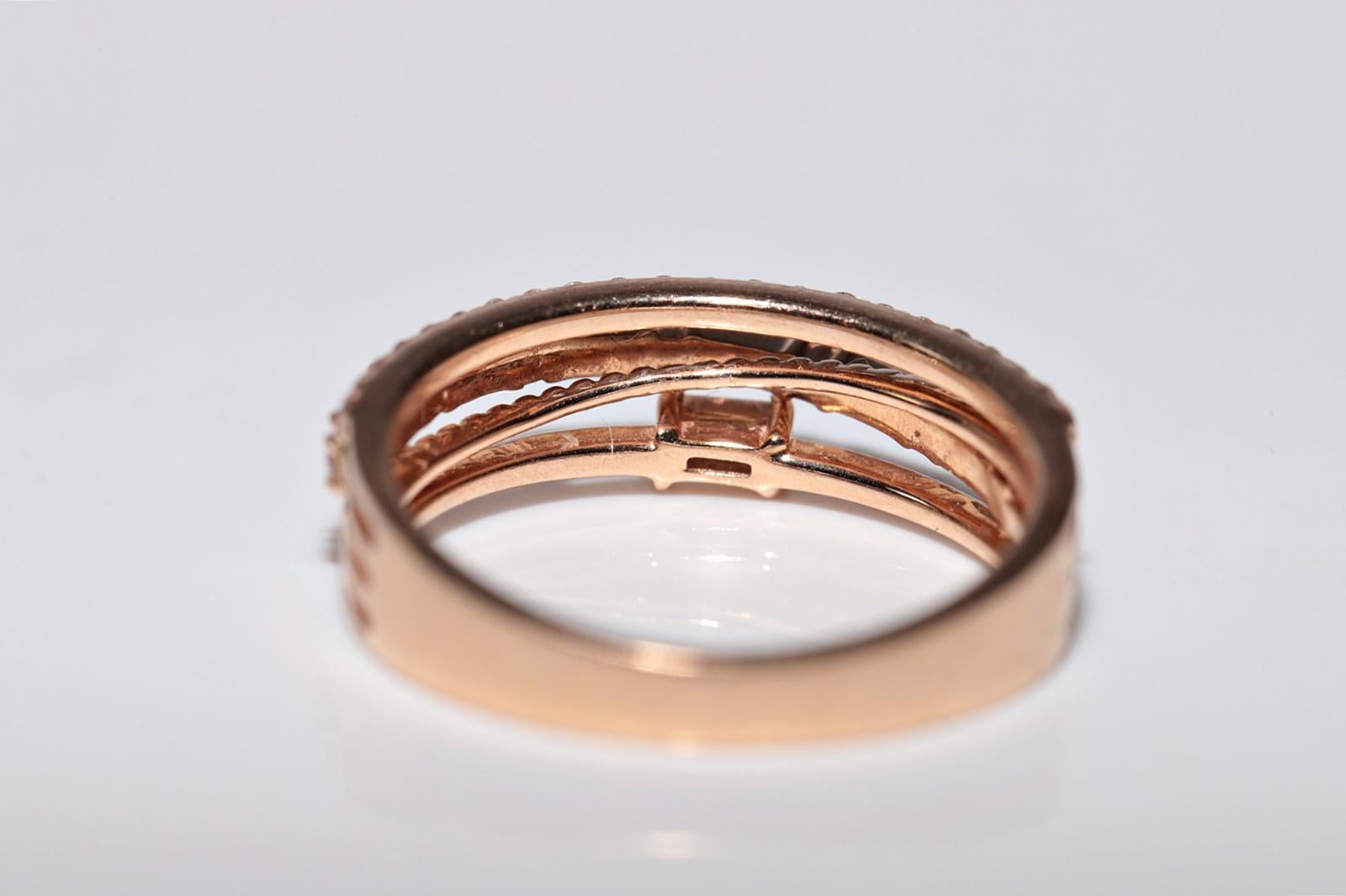 14k Gold Natural Baguette Cut And Brilliant Cut Diamond Decorated Ring For Sale 2