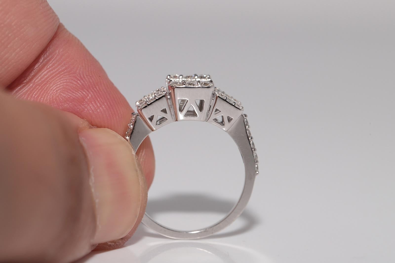 14k Gold Natural Baguette Cut Diamond And Brilliant Cut Diamond Decorated Ring For Sale 6