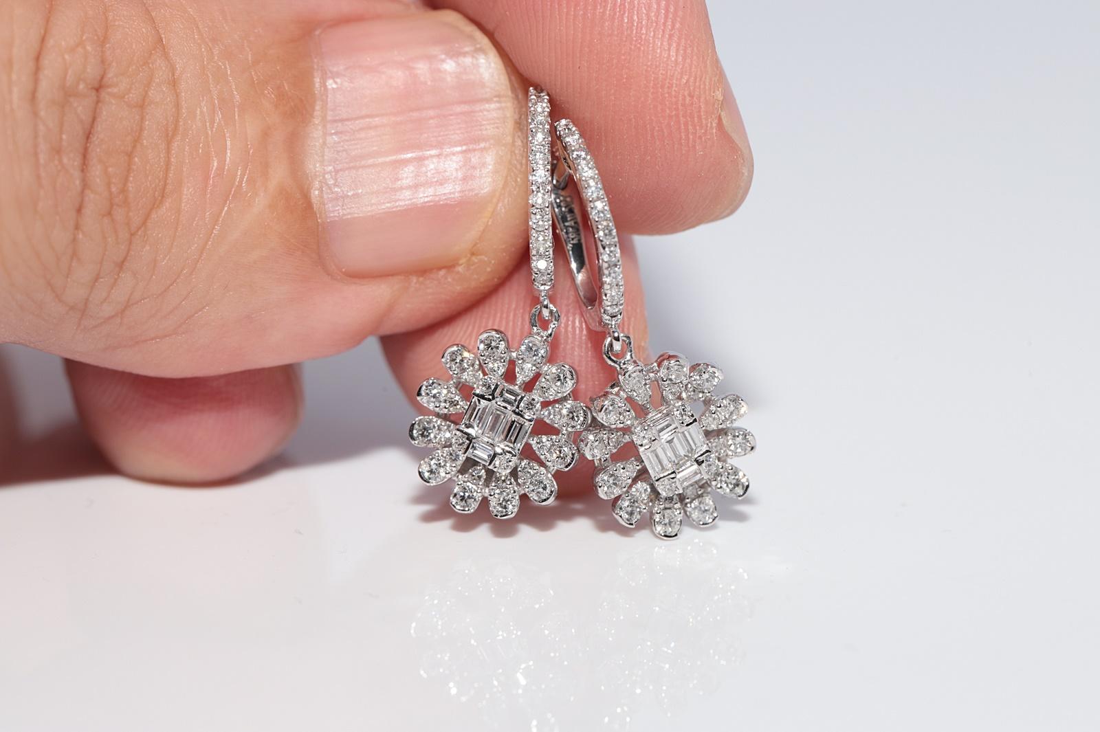 14k Gold Natürlicher Diamant im Baguetteschliff und Brillantschliff Diamanttropfenohrring im Angebot 10