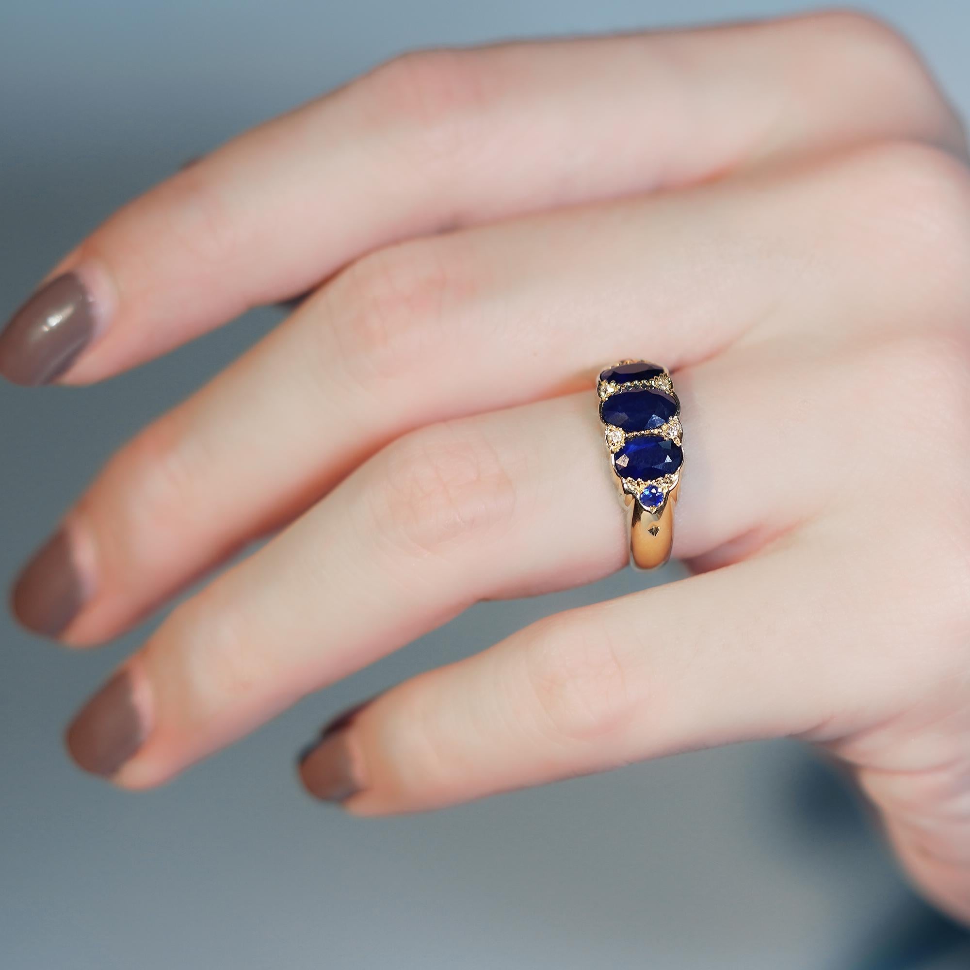 14K Gold Natural Blue Sapphire and Diamond Vintage Style Three Stones Ring For Sale 2
