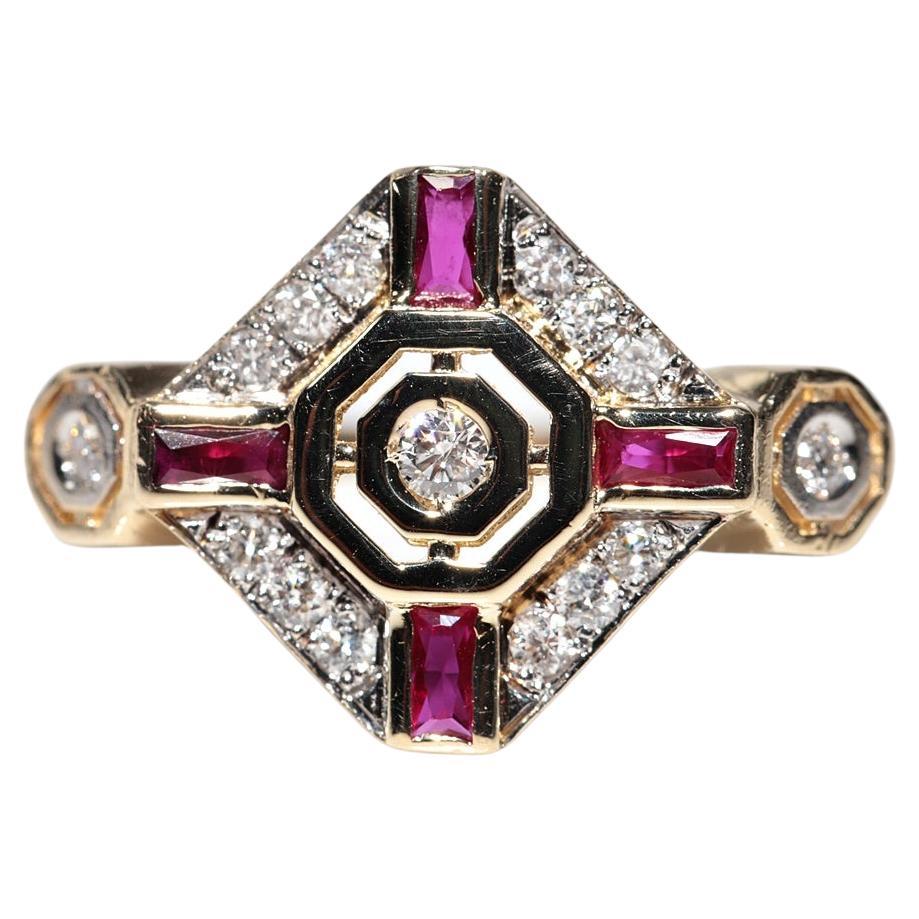 Anillo de Oro de 14 K Decorado con Diamantes Naturales y Rubí Tallado Calibre en venta