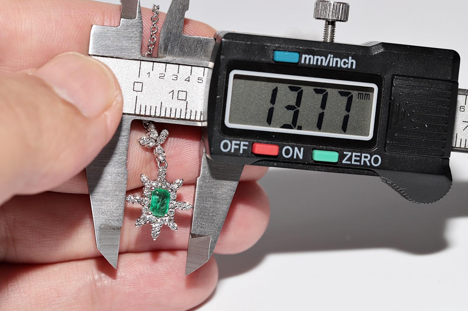 14 Karat Gold Natürlicher Diamant und Smaragd verzierter Anhänger Halskette im Angebot 7