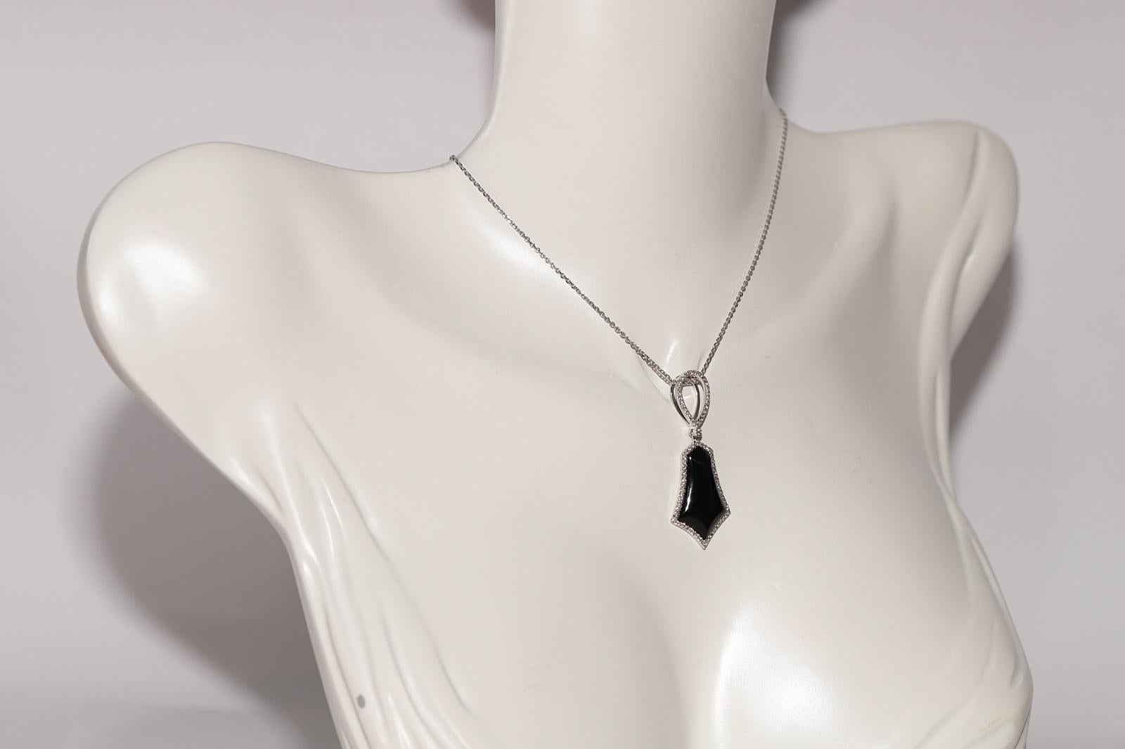 Brilliant Cut 14k Gold Natural Diamond And Onyx Decorated Pendant Necklace For Sale