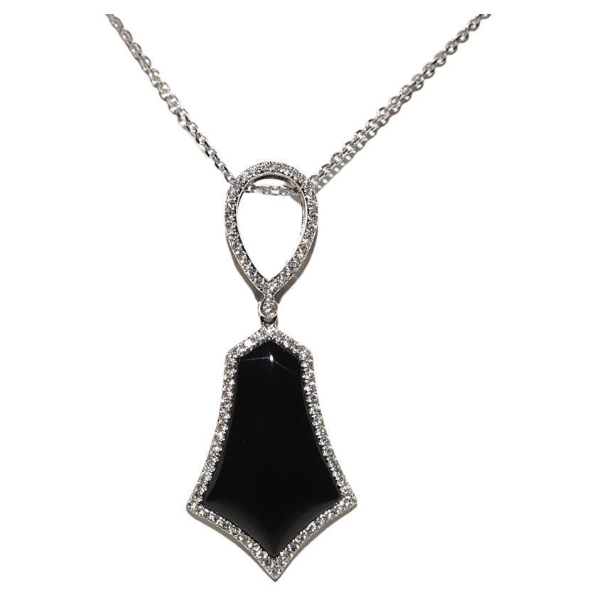 14k Gold Natural Diamond And Onyx Decorated Pendant Necklace