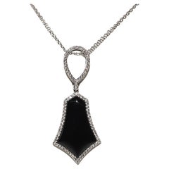 14k Gold Natural Diamond And Onyx Decorated Pendant Necklace