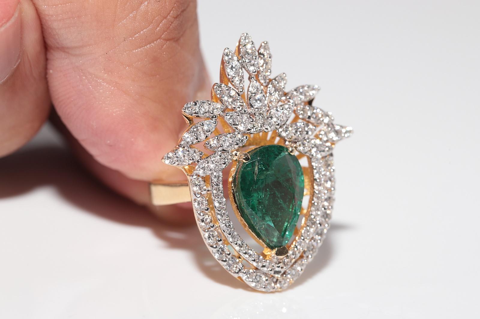 14k Gold Natural Diamond And Pear Cut Emerald Strong Ring For Sale 6