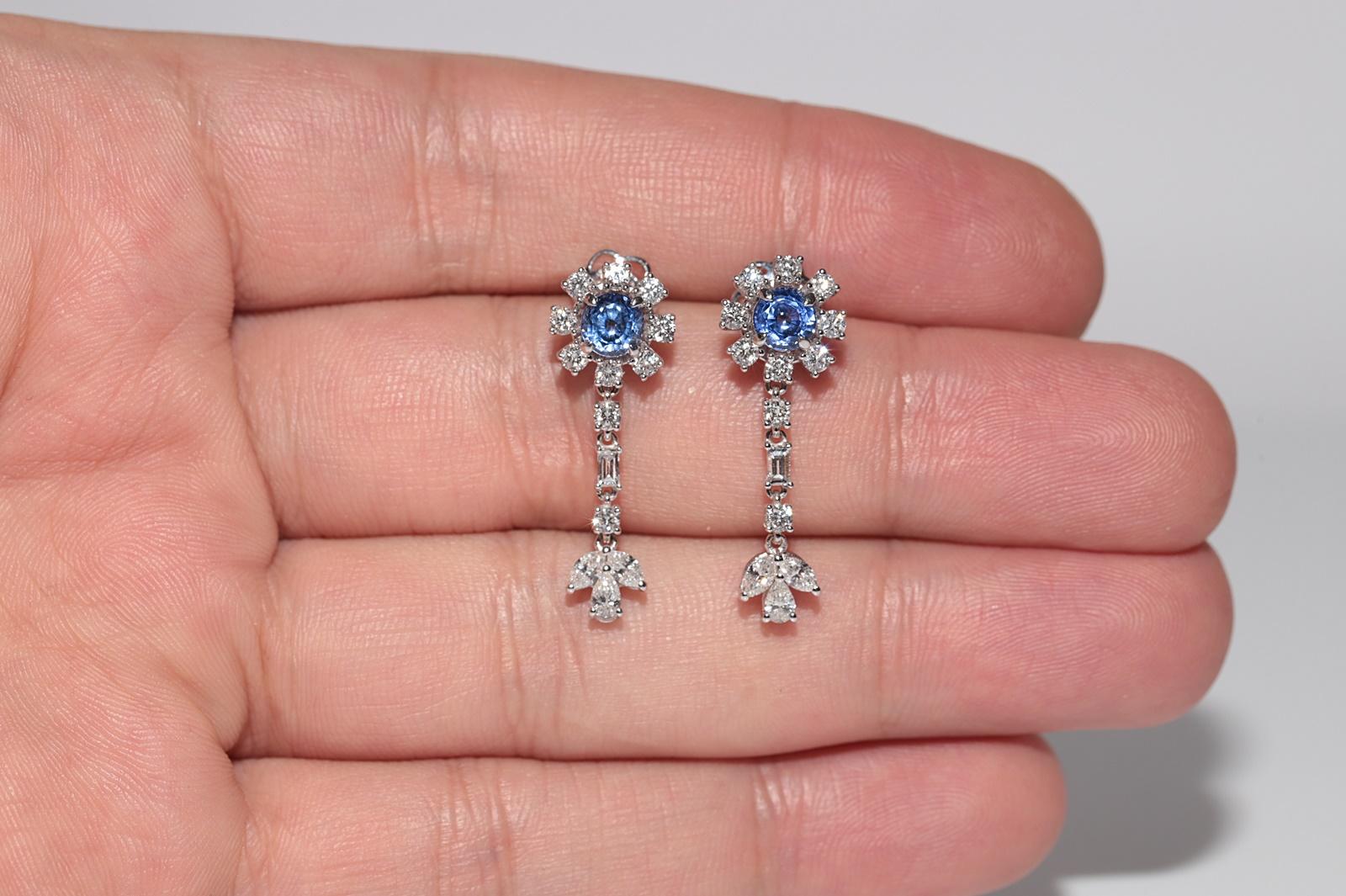 14 Karat Gold Natürlicher Diamant und Saphir Dekorierter Tropfenohrring (Brillantschliff) im Angebot