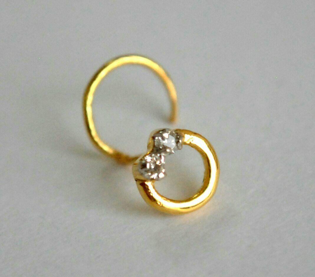 14k Gold Natürlicher Diamant Runder Nose Ohrstecker C Draht Nose Ear Nostril Piercing. (Art déco) im Angebot