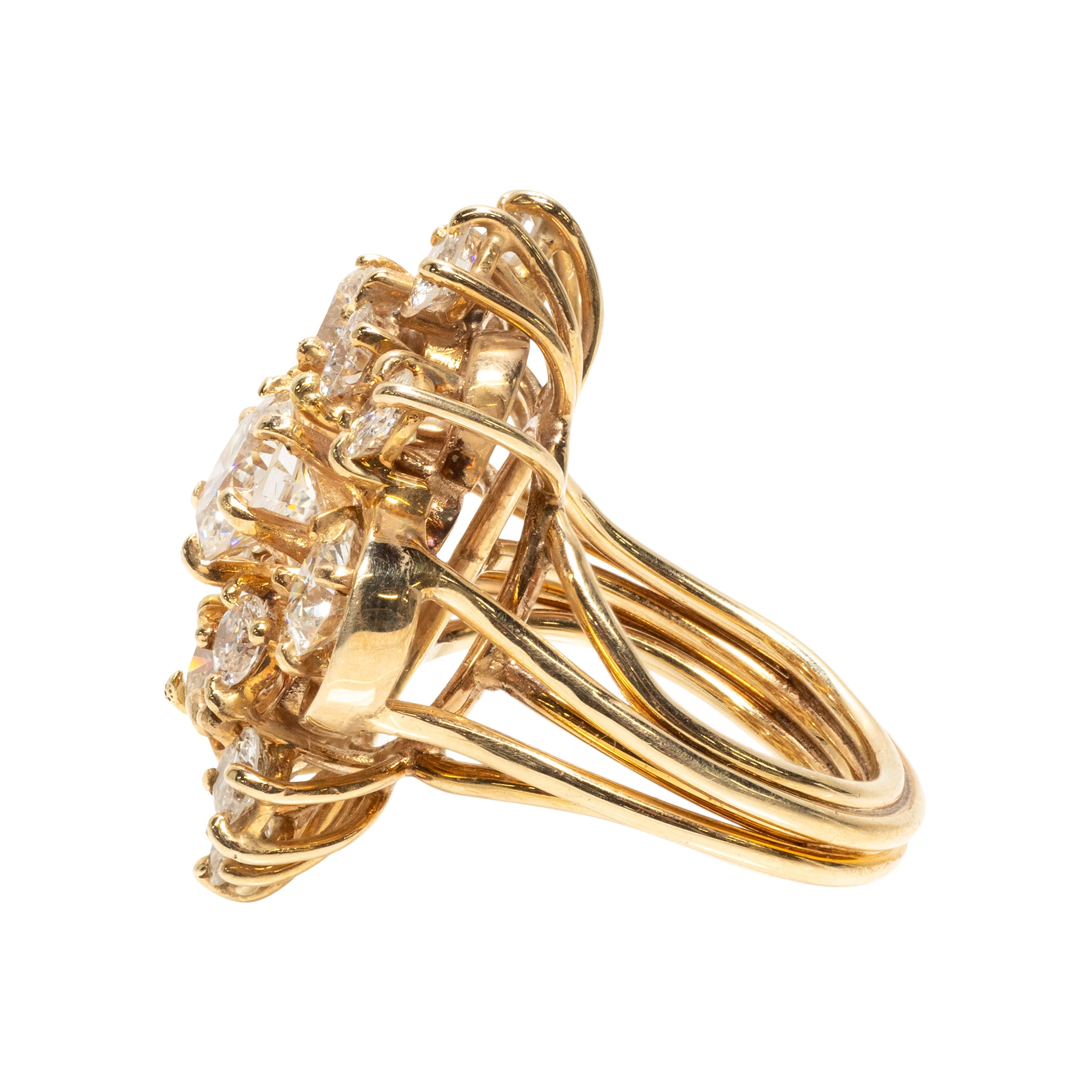 14 Karat Gold Natürlicher Diamant-Cluster-Ring im Angebot 1