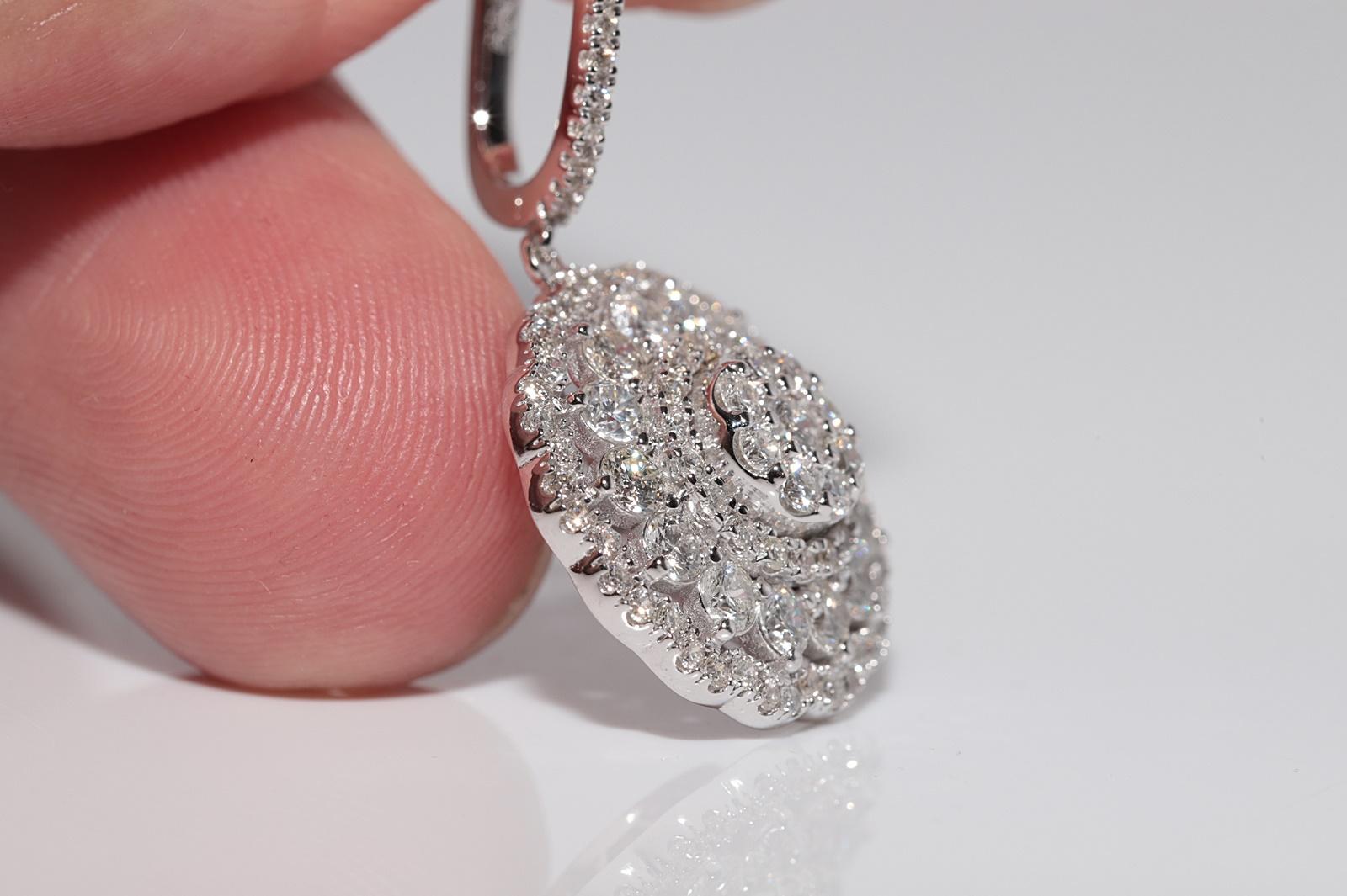 14k Gold Natürlicher Diamant verziert  Runder Design-Tropfen-Ohrring im Angebot 1
