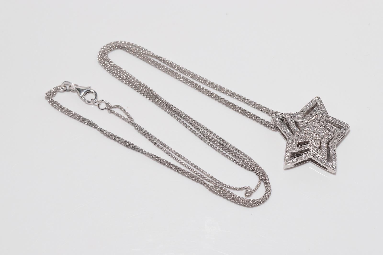 14k Gold Natural Diamond Decorated Star Design Amazing Pendant Necklace For Sale 9