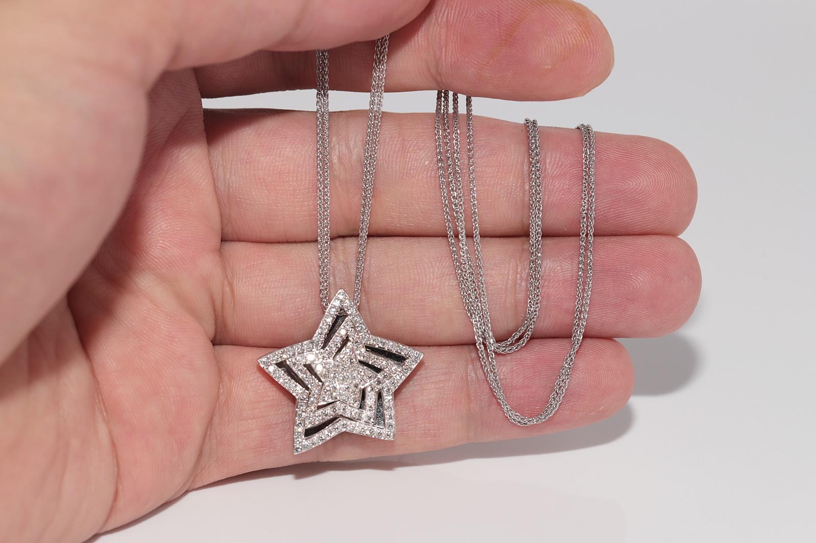 14k Gold Natural Diamond Decorated Star Design Amazing Pendant Necklace For Sale 10