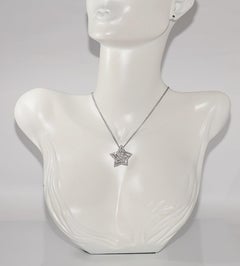 14k Gold Natural Diamond Decorated Star Design Amazing Pendant Necklace