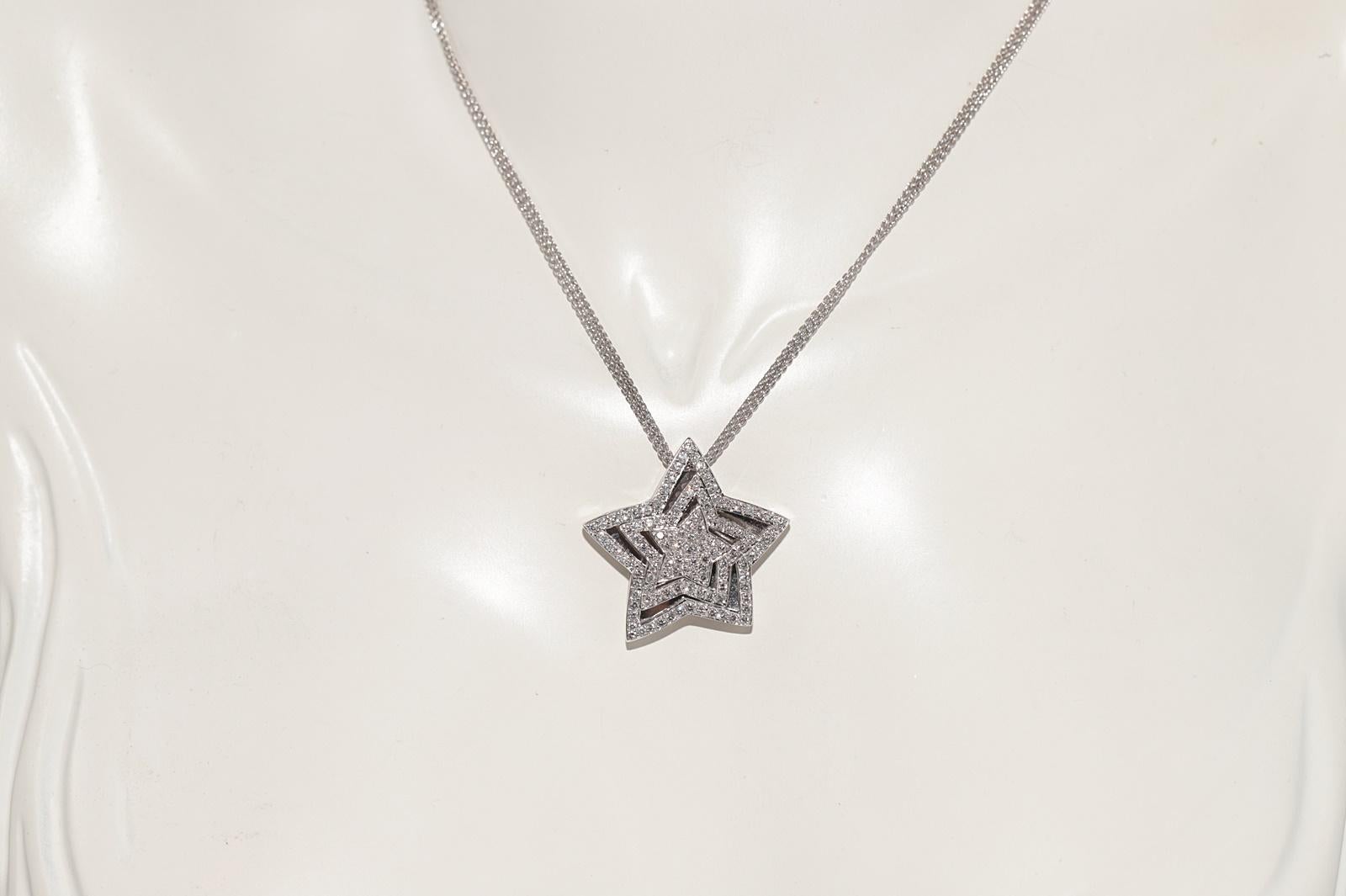 Modern 14k Gold Natural Diamond Decorated Star Design Amazing Pendant Necklace For Sale