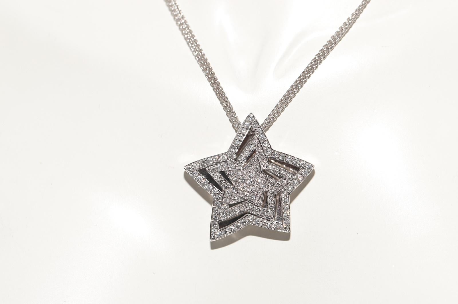 Brilliant Cut 14k Gold Natural Diamond Decorated Star Design Amazing Pendant Necklace For Sale