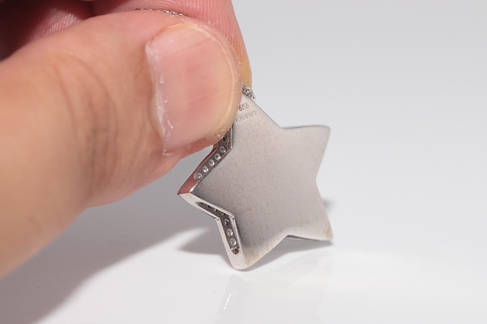 14k Gold Natural Diamond Decorated Star Design Amazing Pendant Necklace For Sale 3