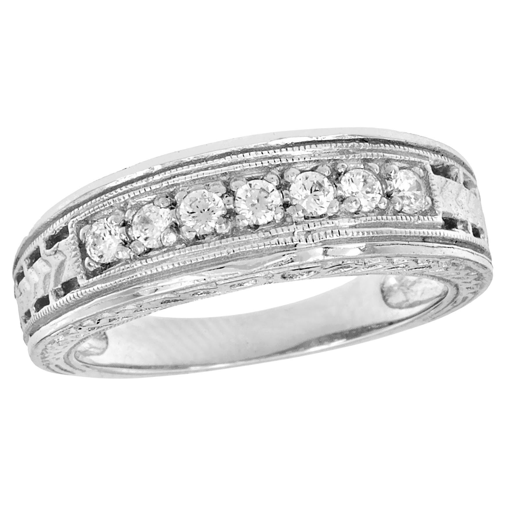 14K Gold Natural Diamond Vintage Style Wedding Carving Band Ring For Sale