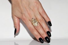 14k Gold Natural Diamond Witch Lady Decorated Strong Ring