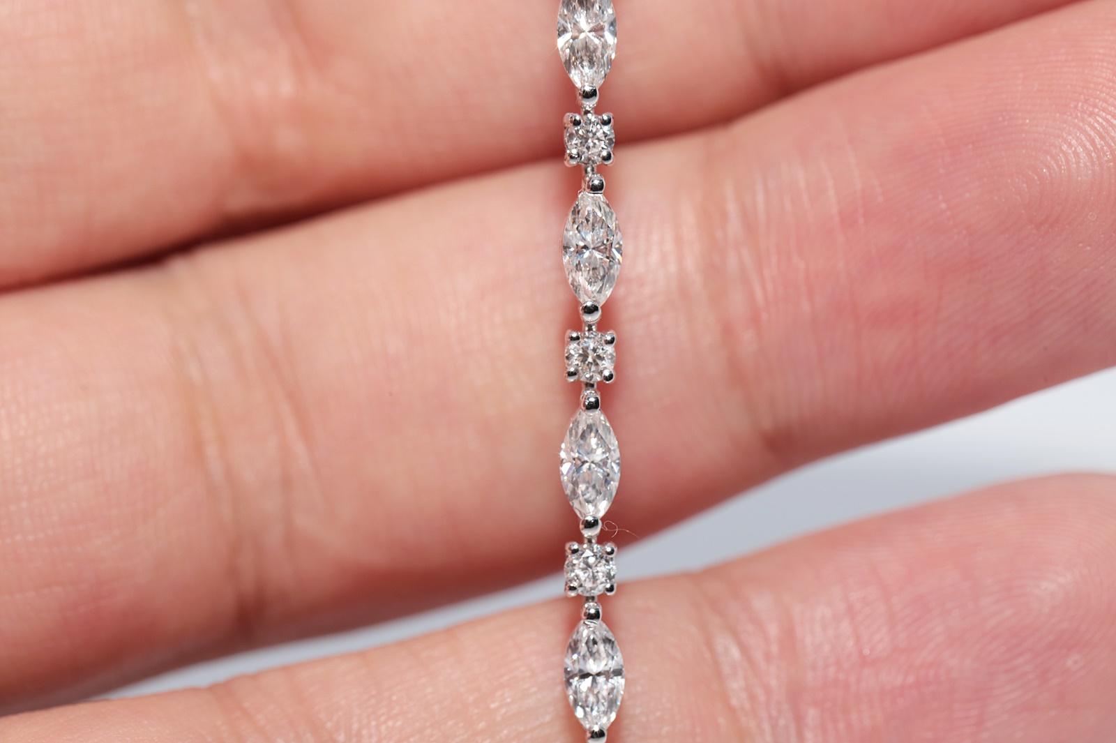 Bracelet de tennis en or 14k orné de diamants naturels taillés en marquise et de diamants taillés en brillant en vente 2