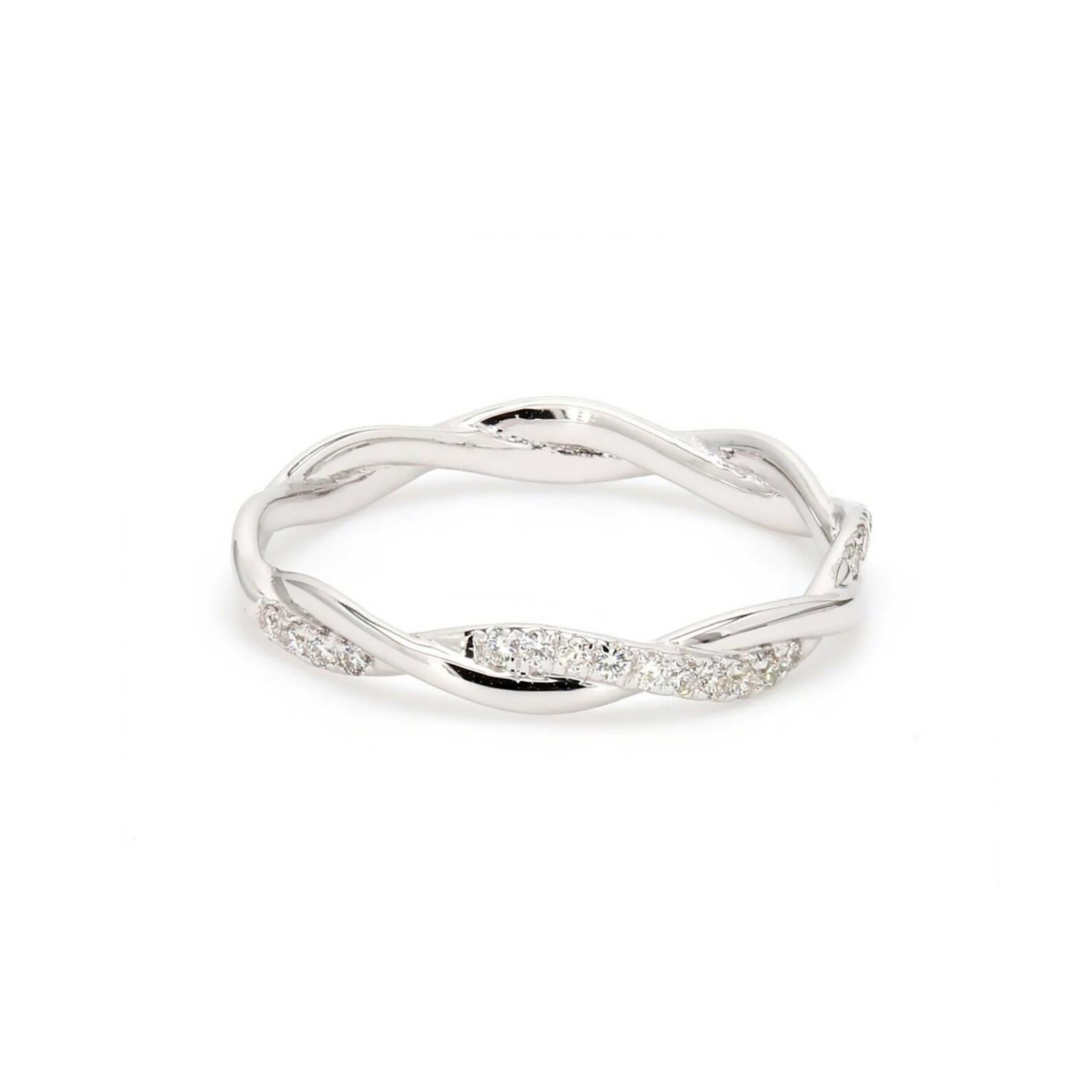 Taille brillant Bague en or 14k avec diamant naturel pavé Unique Diamonds Bague d'anniversaire Minimaliste Cadeau en vente