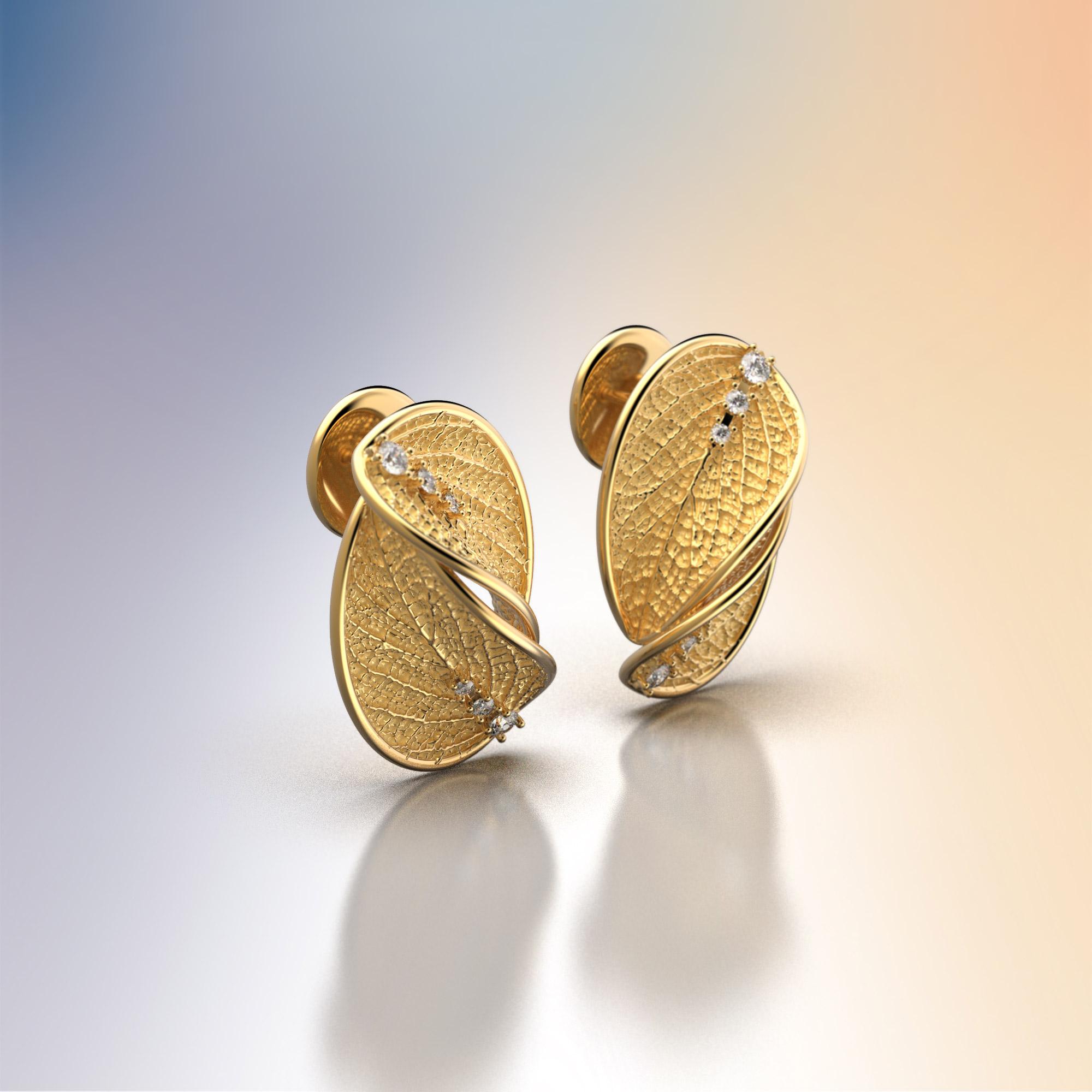 Made to order Diamond stud earrings in 14k Gold with leaf design. Flora collection.
The earrings of the Flora collection have the shape of the ash leaf, a sacred tree in many cultures, a symbol of the sun and always used as a protection.
The