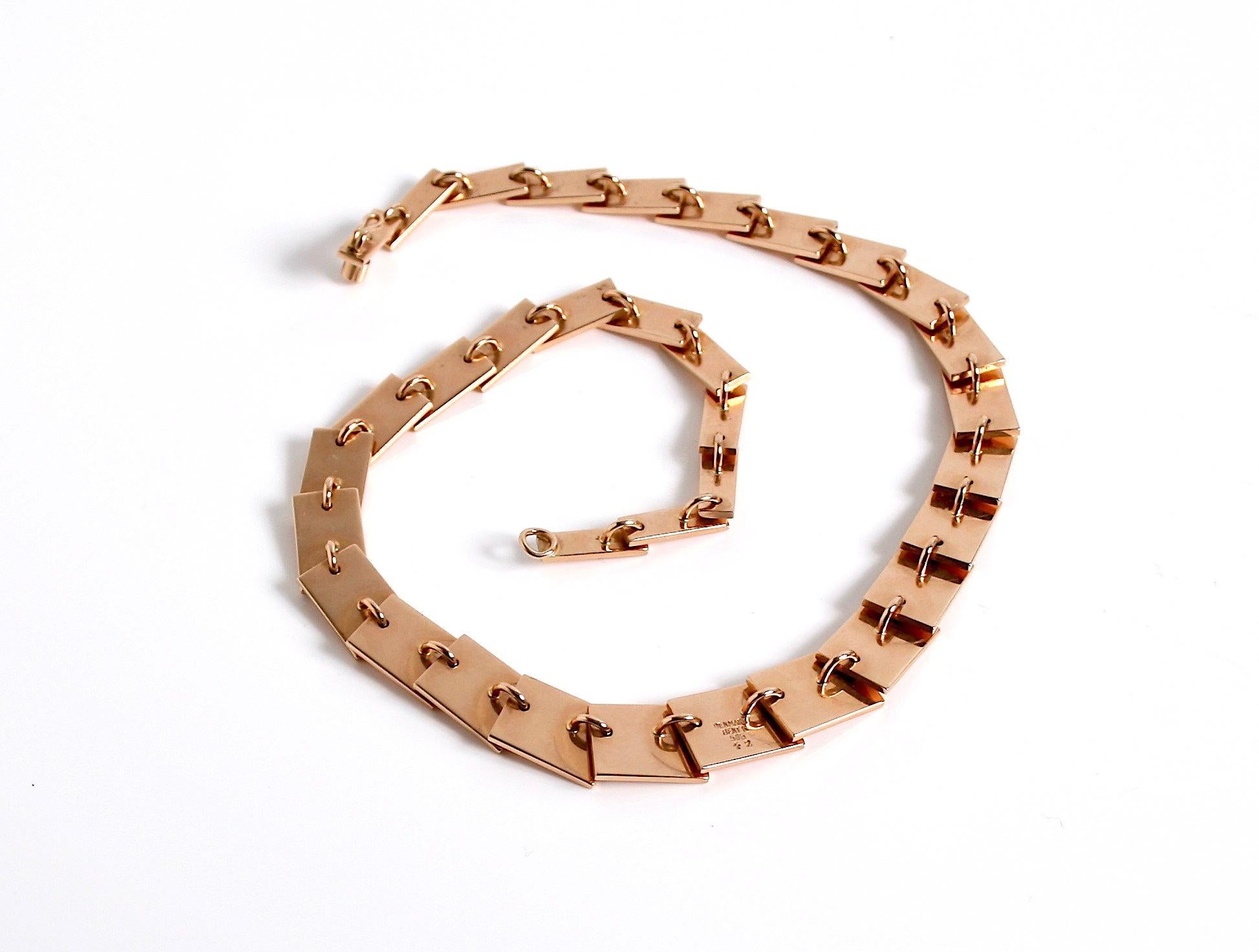  14k Gold Necklace designed by Bent Knudsen Denmark In Good Condition For Sale In London, GB