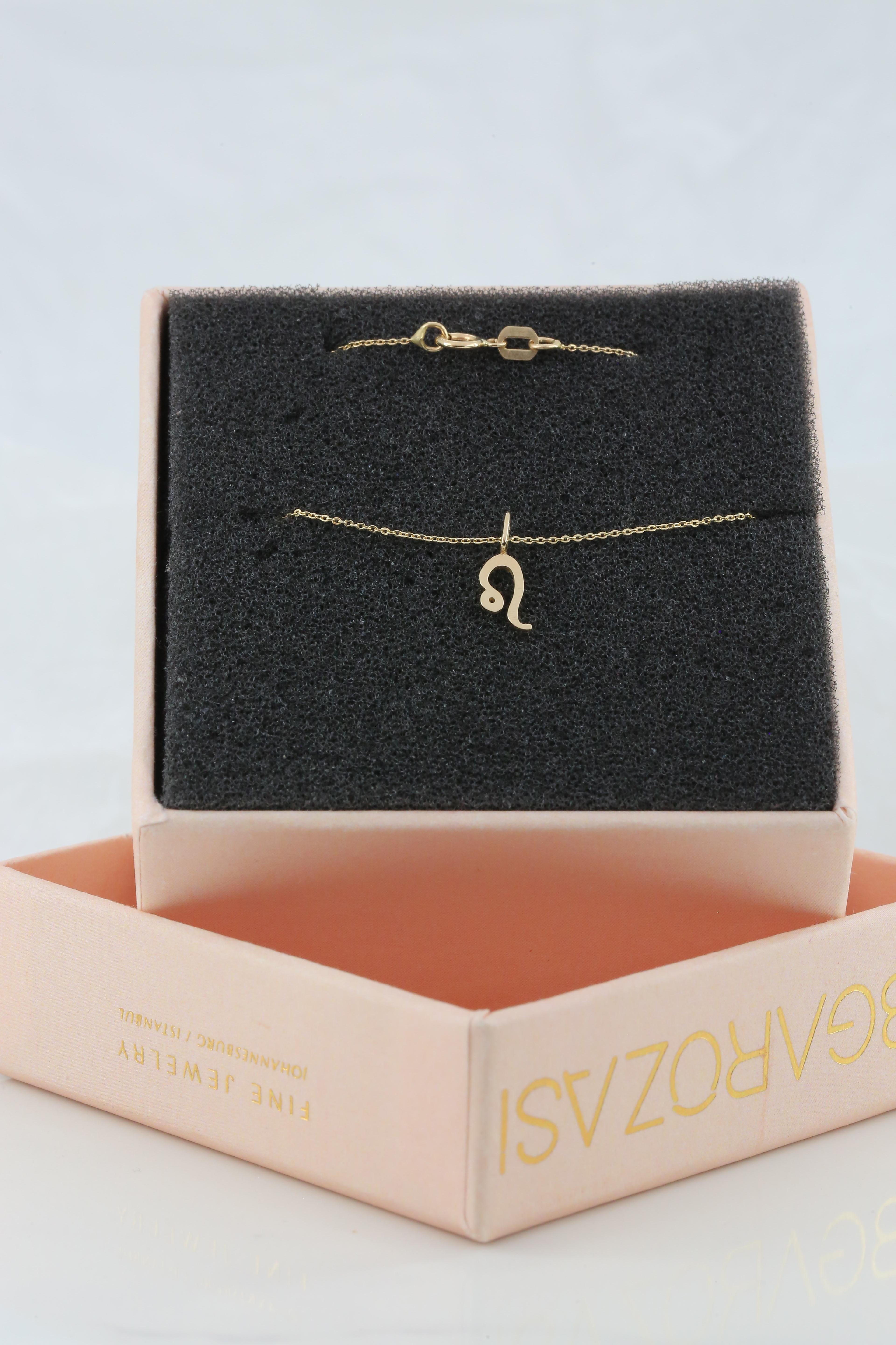 Contemporary 14k Gold Necklace Leo Sign Symbol Zodiac Collection Necklace For Sale