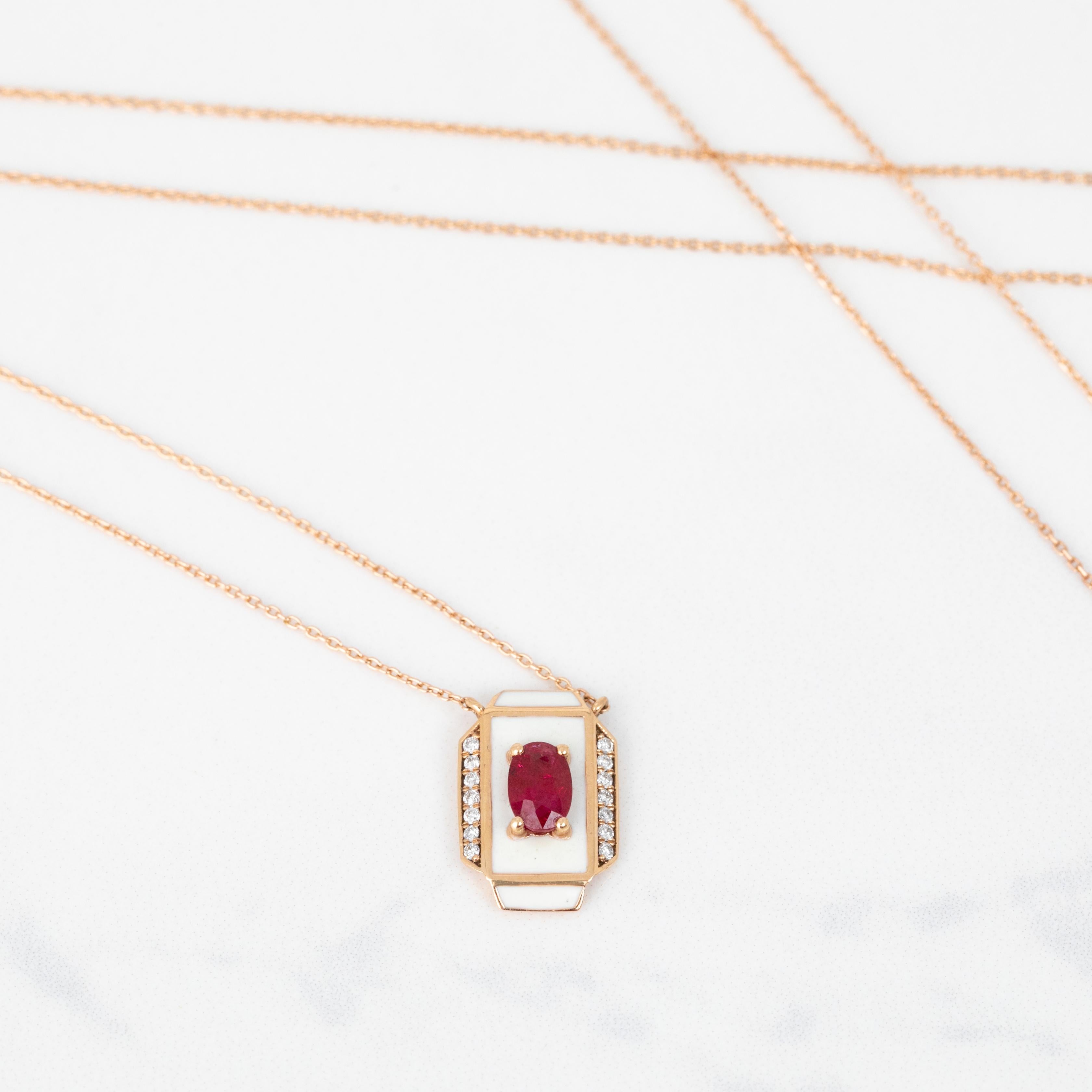 Donna Collana in oro 14K, pietra di rubino e pietra di moissanite in vendita