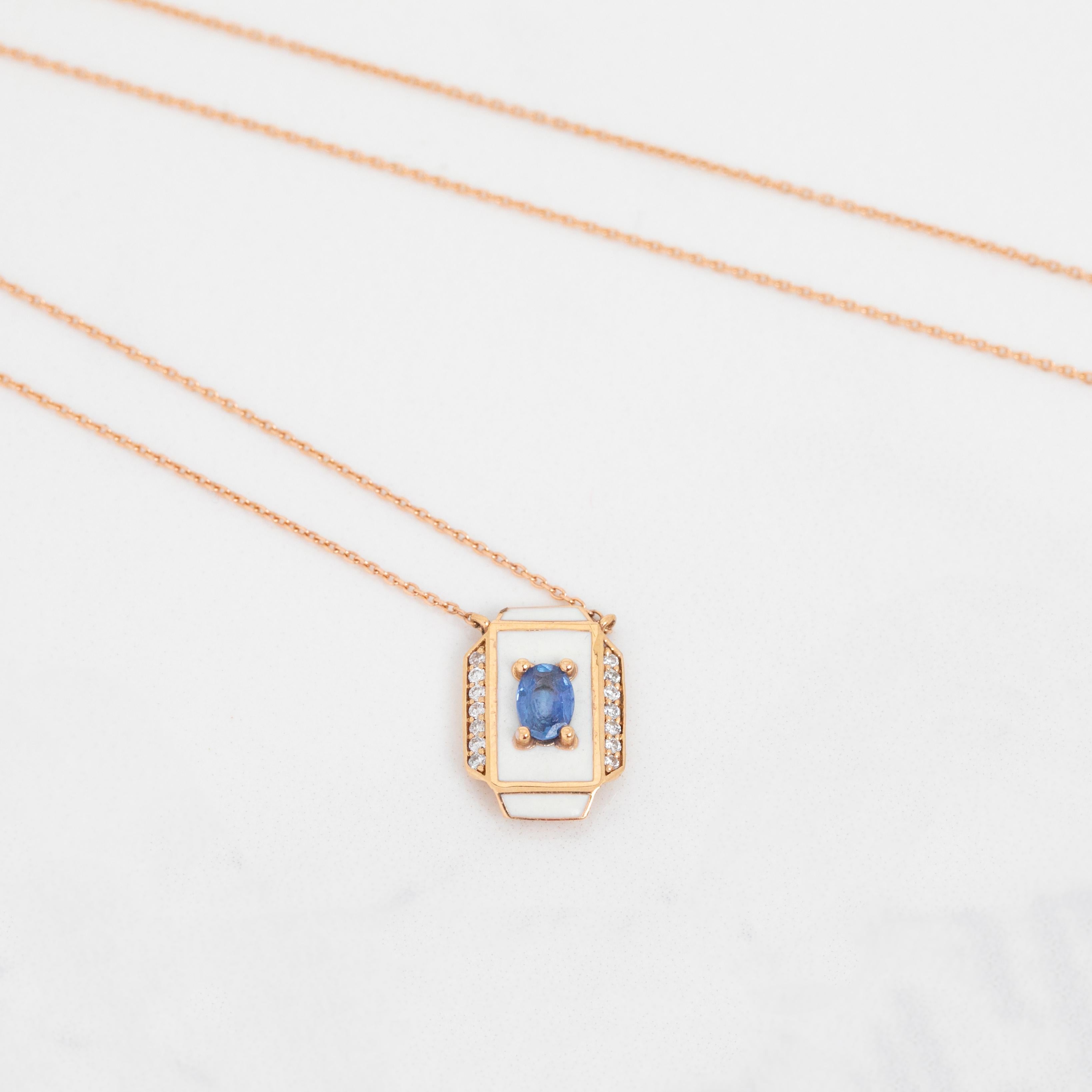 Donna Collana in oro 14K, pietra di zaffiro e pietra di moissanite in vendita