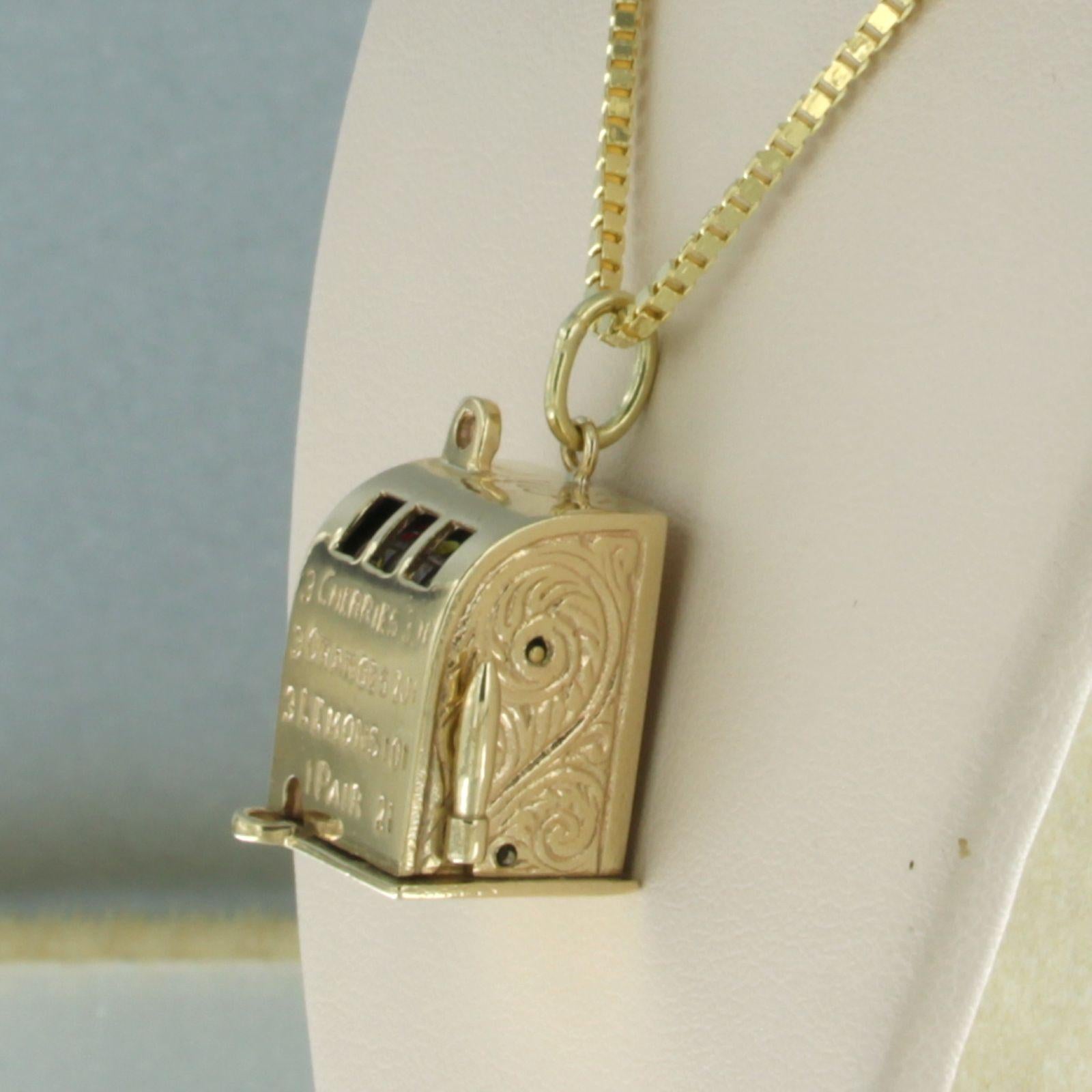 Halskette aus 14k Gold mit einem Anhänger in Form einer Schlitzmaschine - 16,8 Gramm - 50 cm lang im Angebot 4