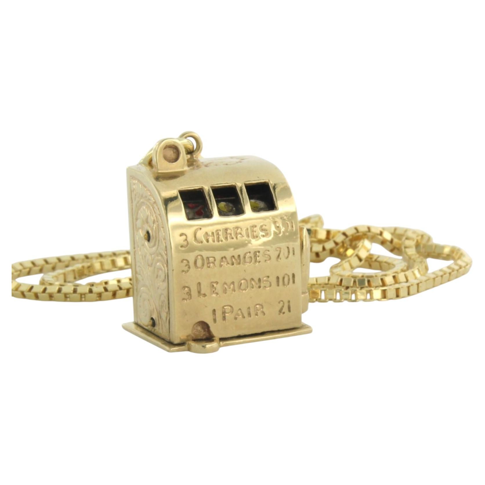 14k gold necklace with a slot machine-shaped pendant - 16.8 grams - 50 cm long For Sale