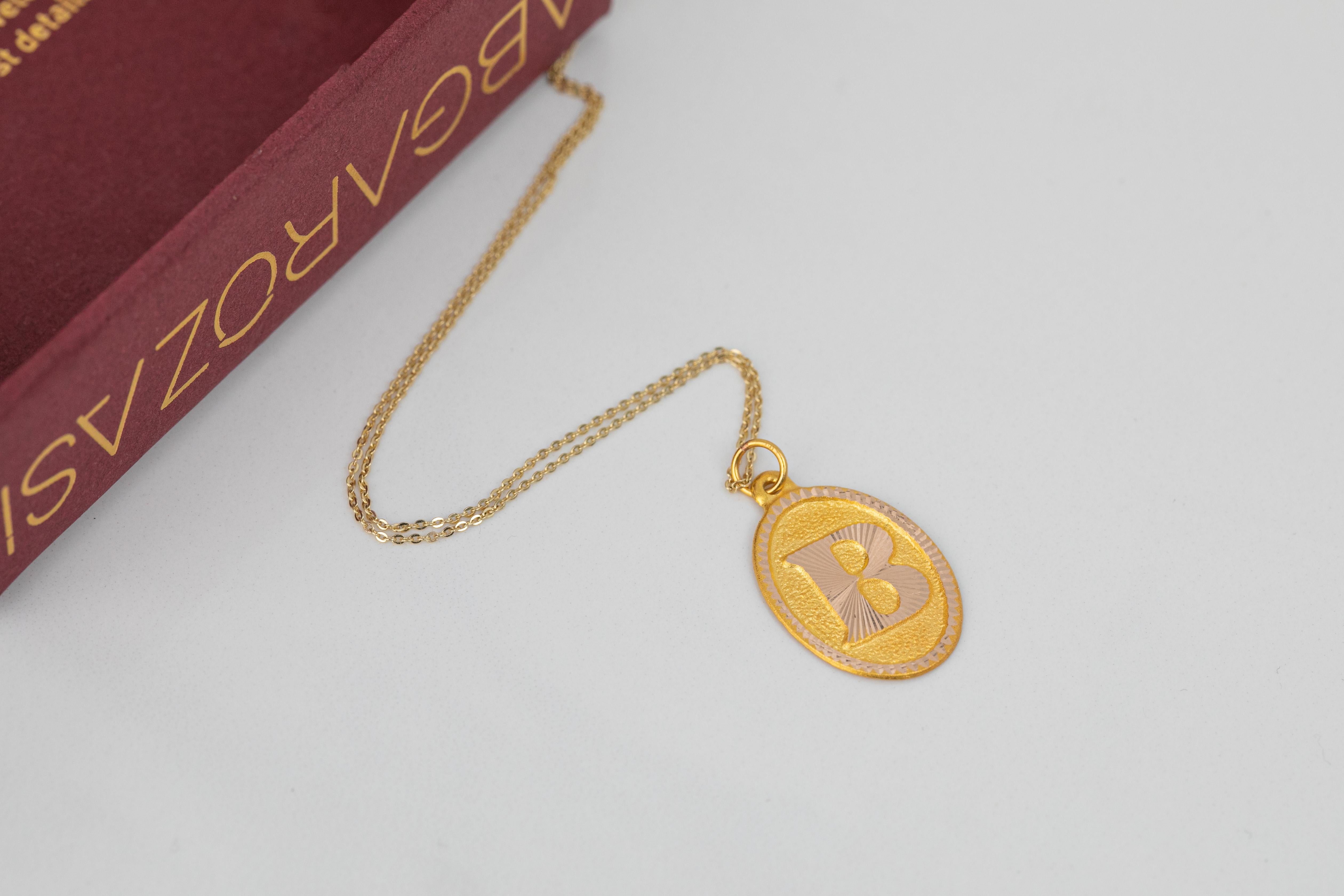 Colliers en or 14 carats, modèles de colliers à lettres, collier- collier lettre B en or Neuf - En vente à ISTANBUL, TR