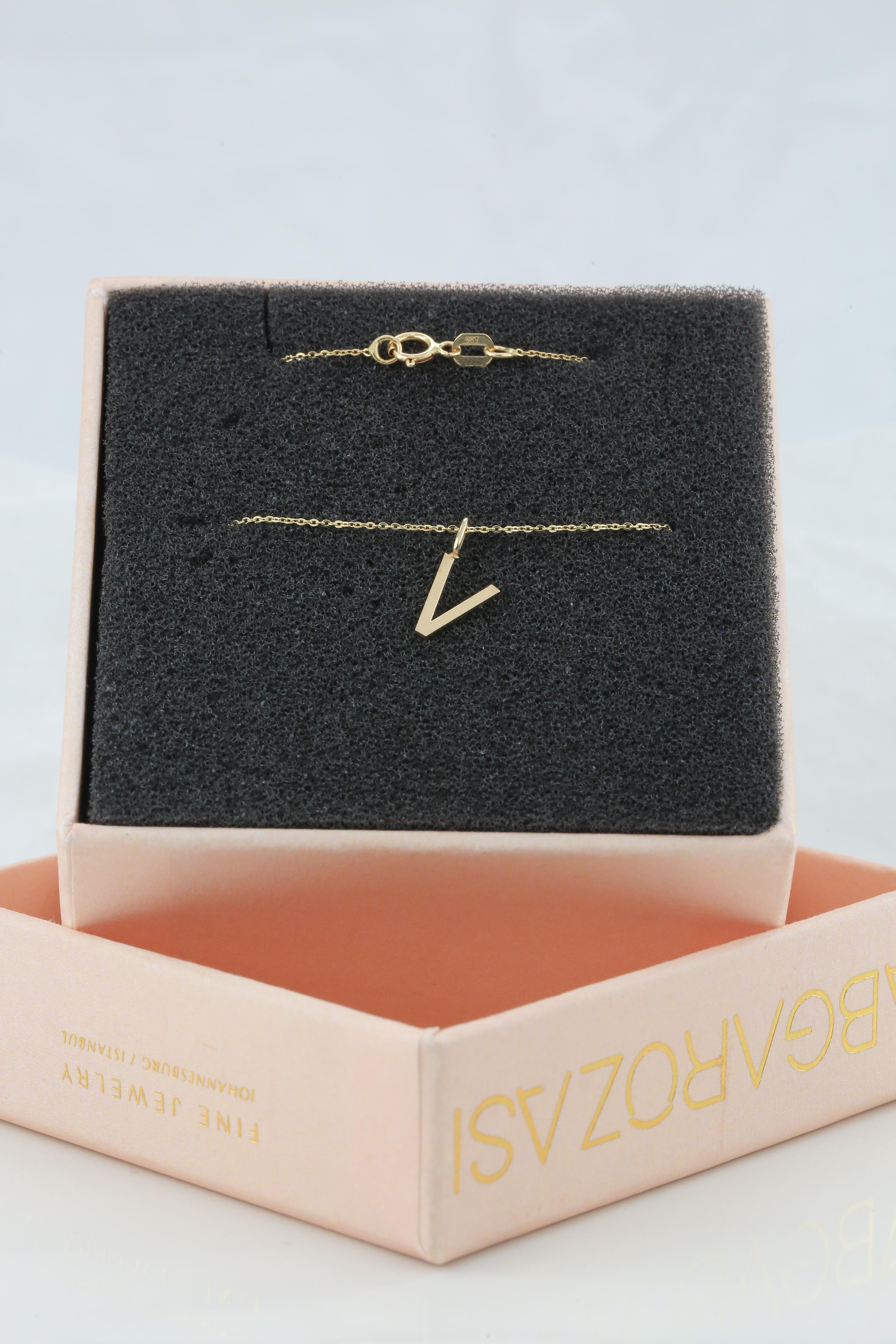 14k Gold Necklaces, Letter Necklace Models, Letter V Gold Necklace-Gift Necklace For Sale 2