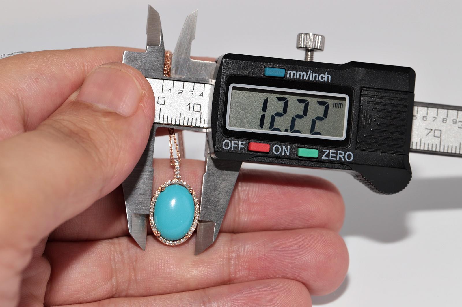 Collier en or 14k New Made avec pendentif en diamant naturel et turquoise de taille ovale en vente 1