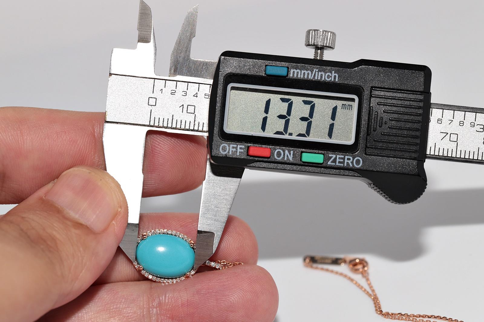 Collier en or 14k New Made avec pendentif en diamant naturel et turquoise de taille ovale en vente 2