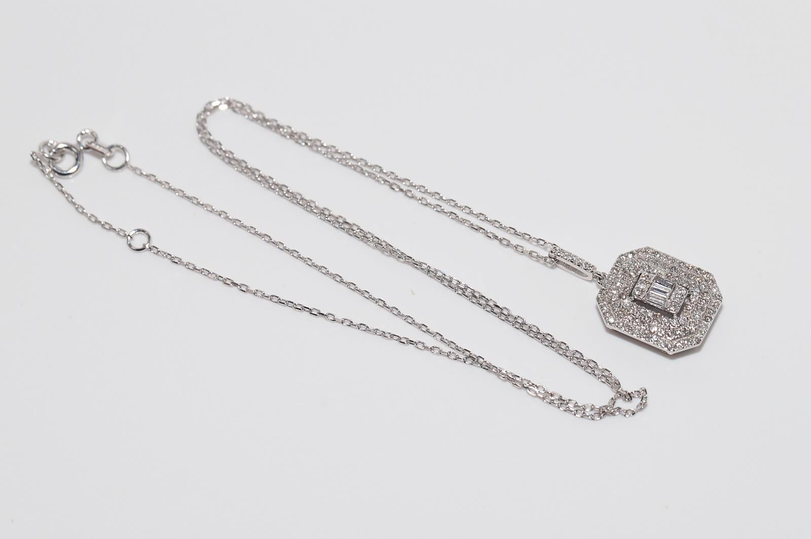 Collier à pendentif en or 14k New Made Natural Diamond Decorated en vente 9